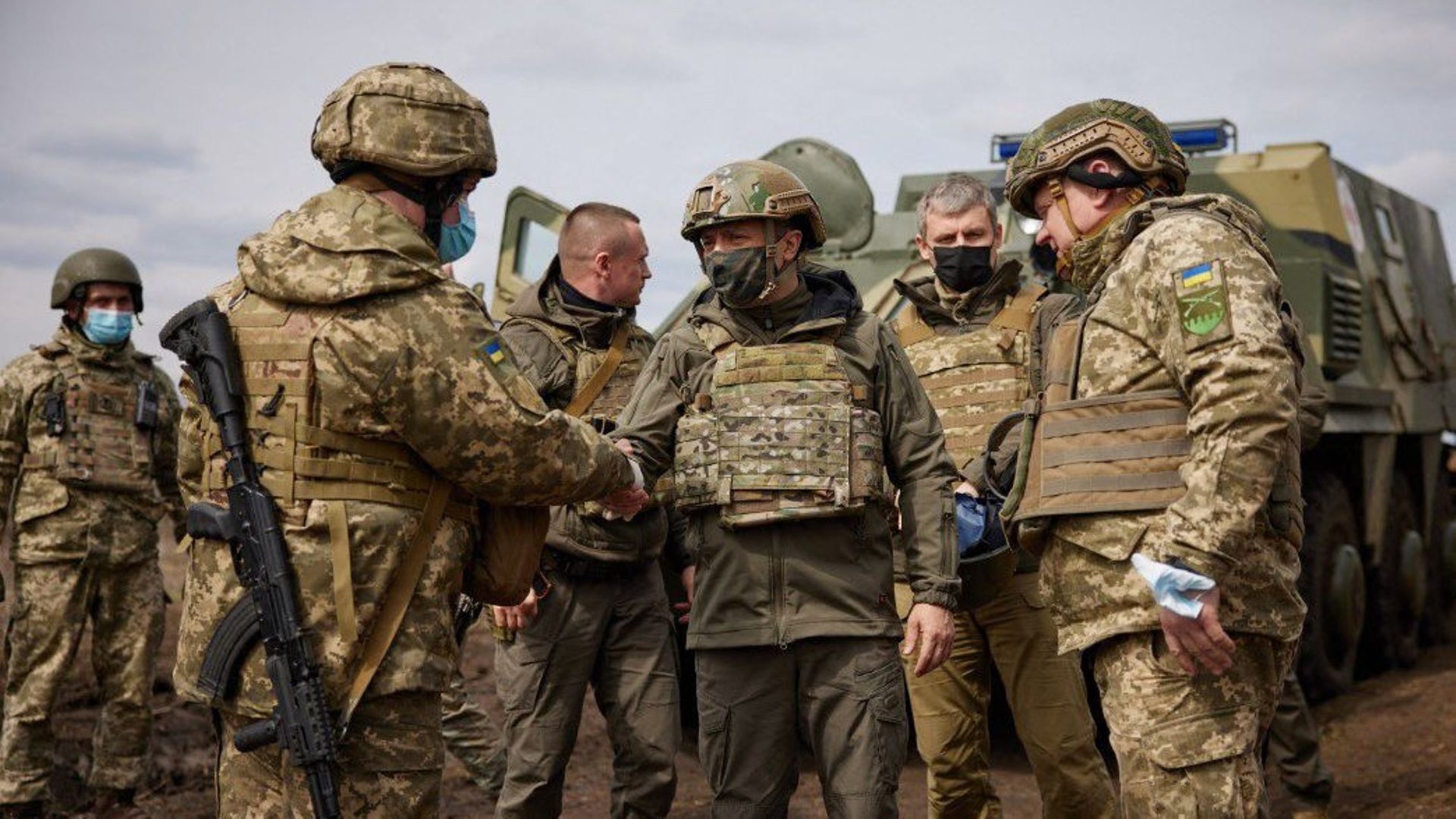 Le conflit s’intensifie de chaque côté de la frontière russo-ukrainienne. Les deux pays se renvoient chacun la responsabilité de l’augmentation des tensions.