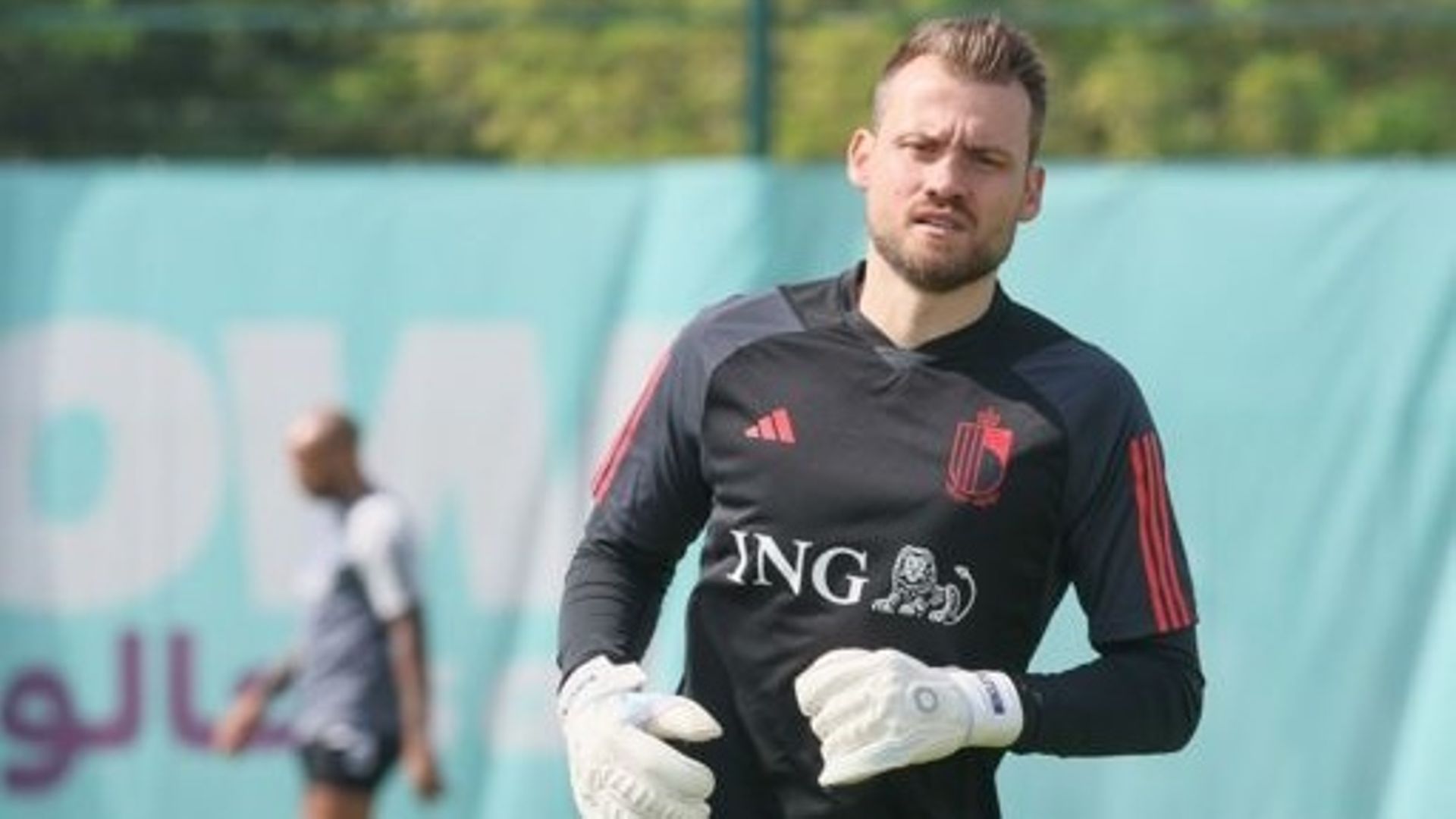 Belgium's goalkeeper Simon Mignolet pictured during a training session of the Belgian national soccer team the Red Devils, at the Hilton Salwa Beach Resort in Abu Samra, State of Qatar, Sunday 20 November 2022. The Red Devils are preparing for the upcomin