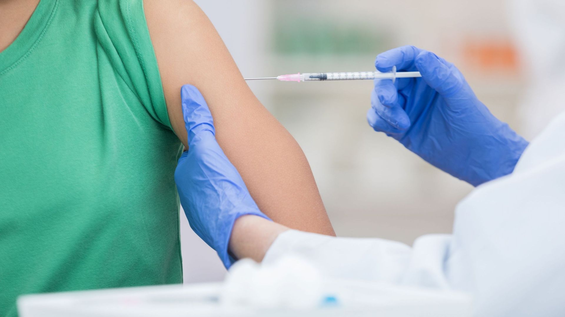 Un vaccin renforcé contre la grippe disponible pour la 1ère fois pour les groupes à risque