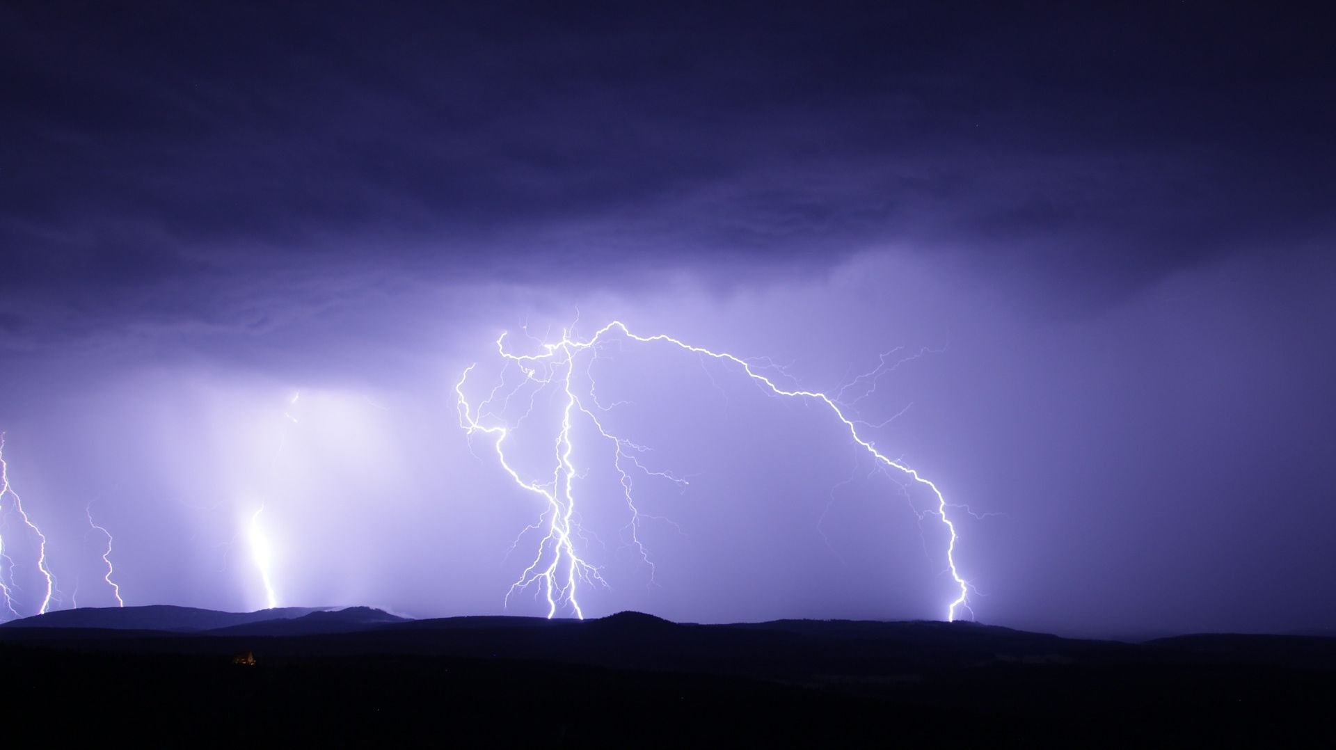 Chasseurs d orages une passion RTBF Actus