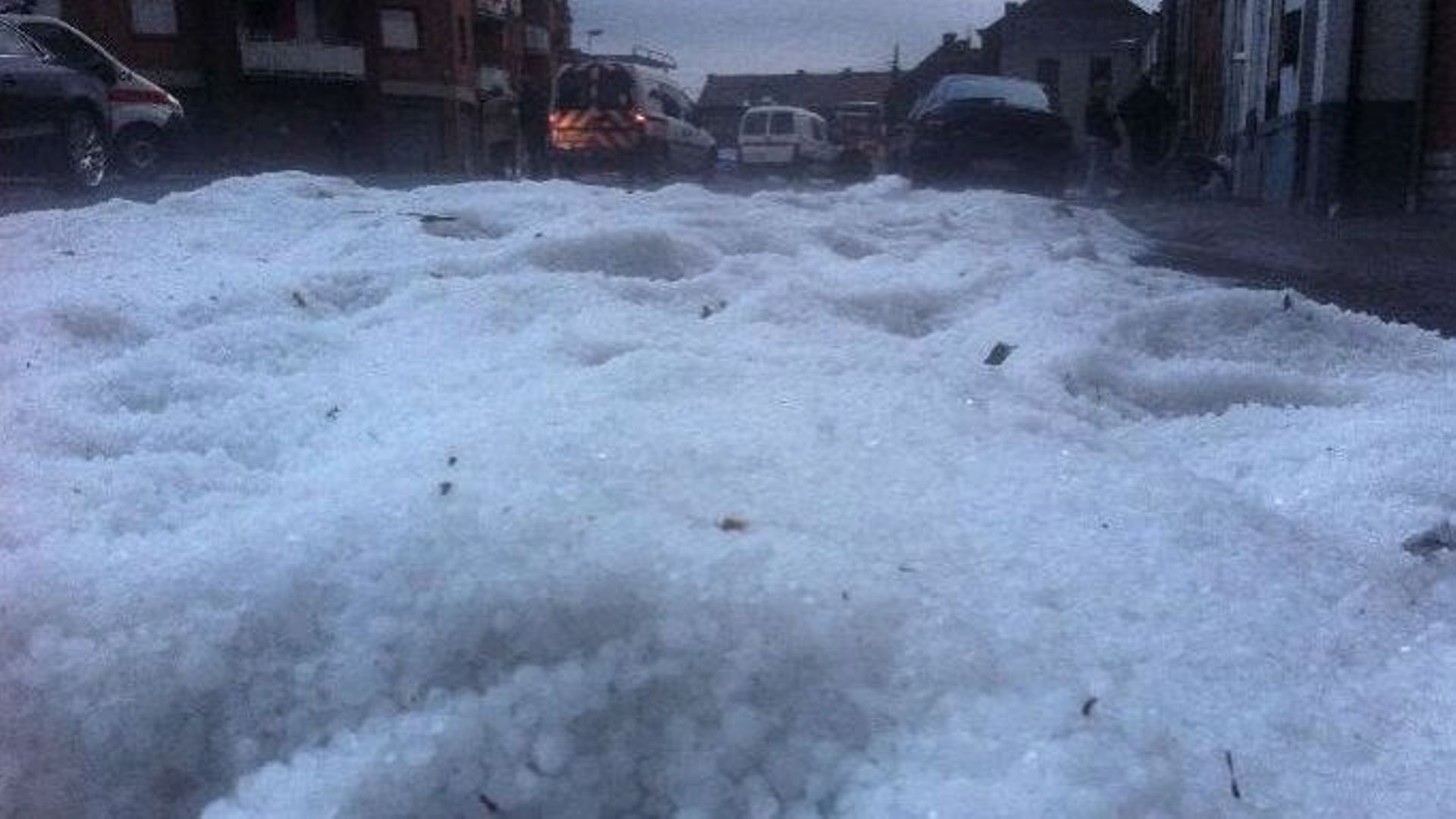 A Trivières, le sol a été recouvert de 10 cm de grêle.