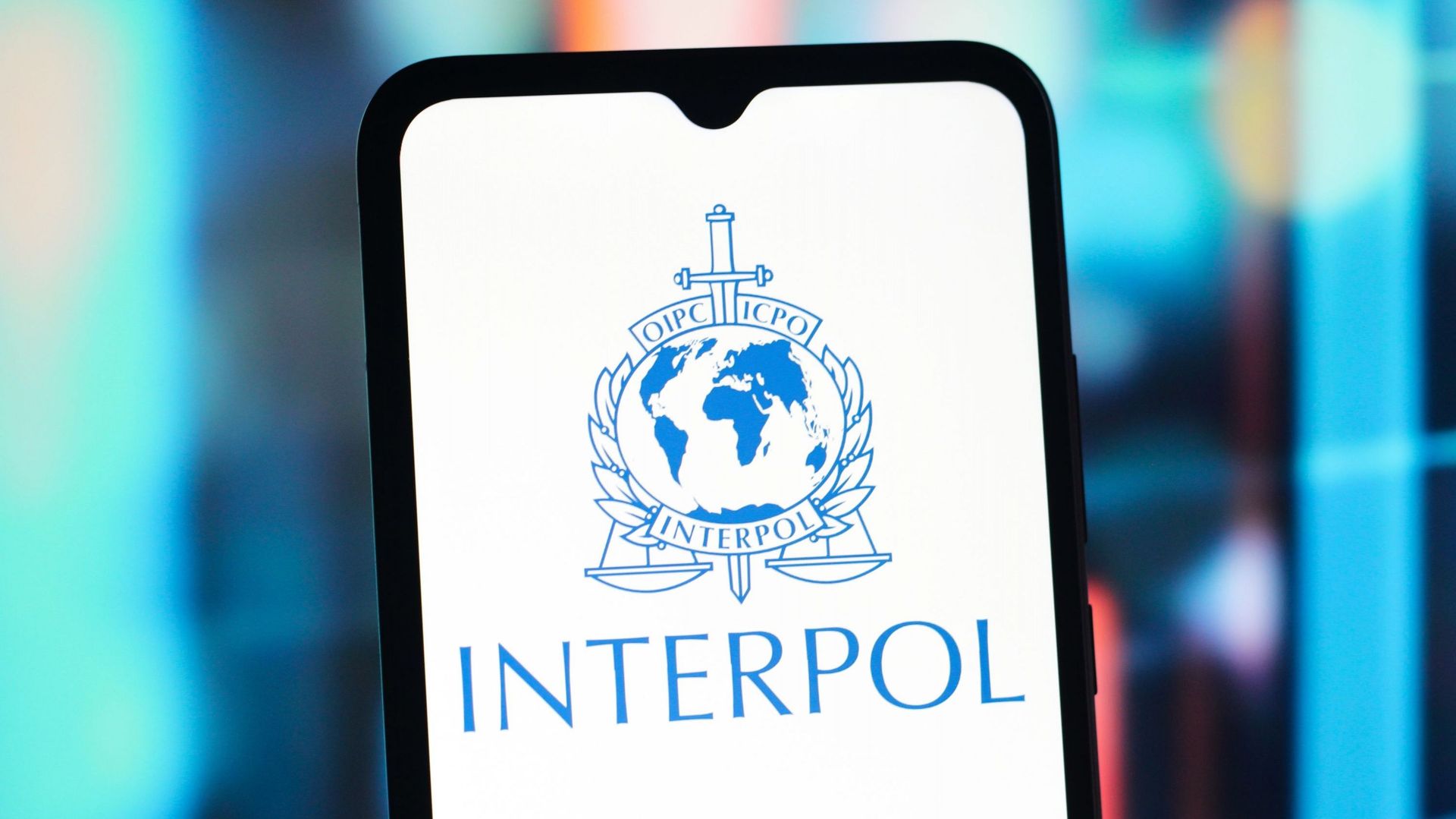 Interpol identifie plus de 50 enfants lors d'une opération contre les agresseurs sexuels