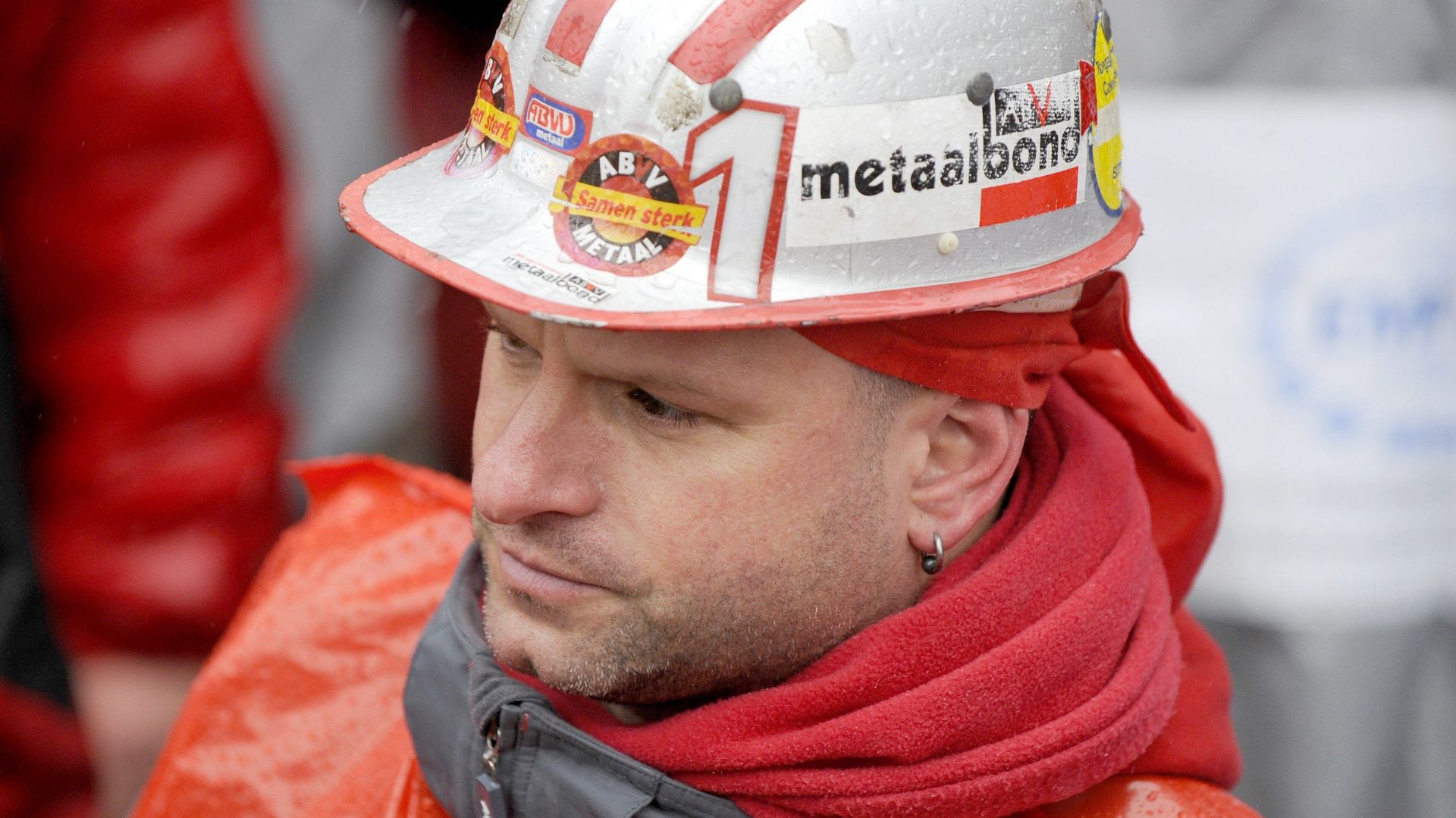 ArcelorMittal: les travailleurs se mobilisent devant le haut-fourneau d'Ougrée