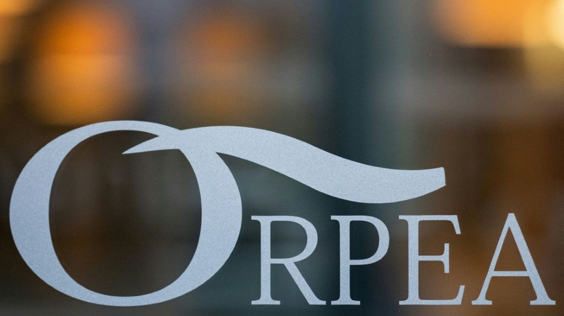 Le groupe privé de maisons de retraite Orpea, accusé d’avoir détourné des fonds publics, a été sommé de rembourser 55,8 millions d’euros à l’État