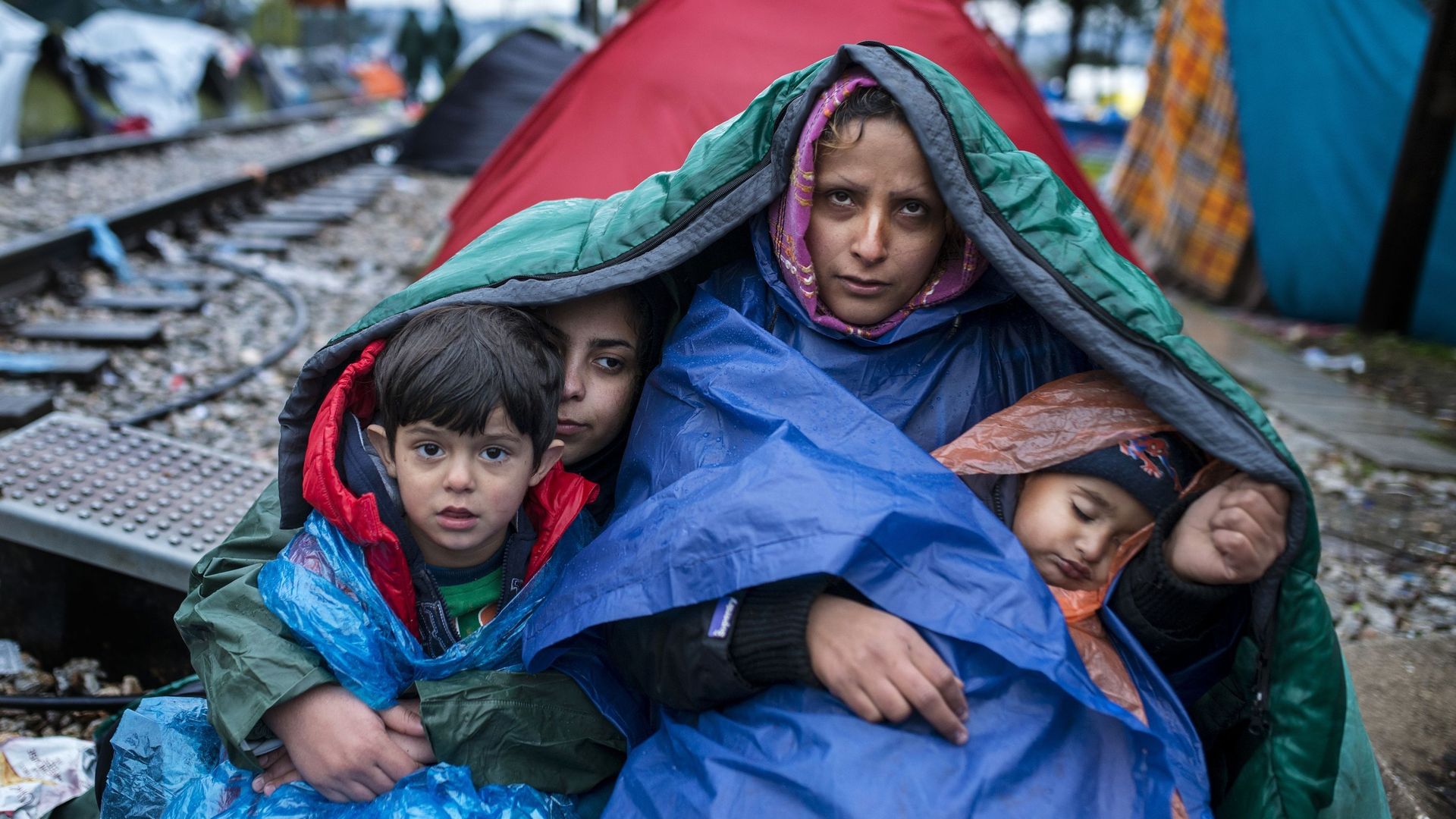 Crise des réfugiés: début des opérations pour transférer 25000 Syriens au Canada