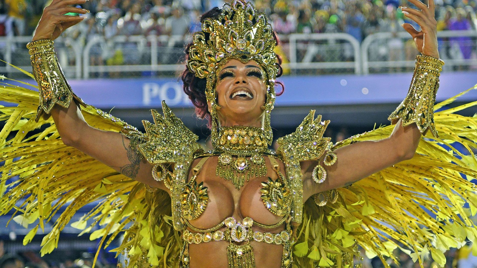 Dernière nuit d'un carnaval de Rio qui en veut à Bolsonaro