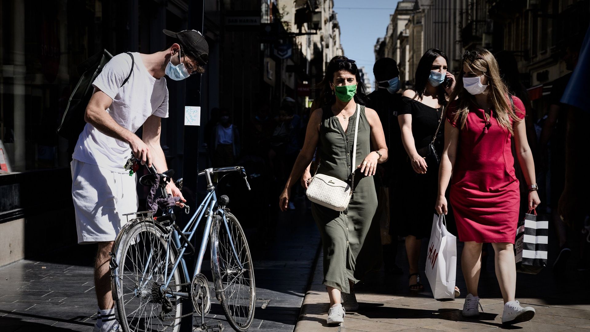 A bicyclette sur toute la plan te les fabricants de v los