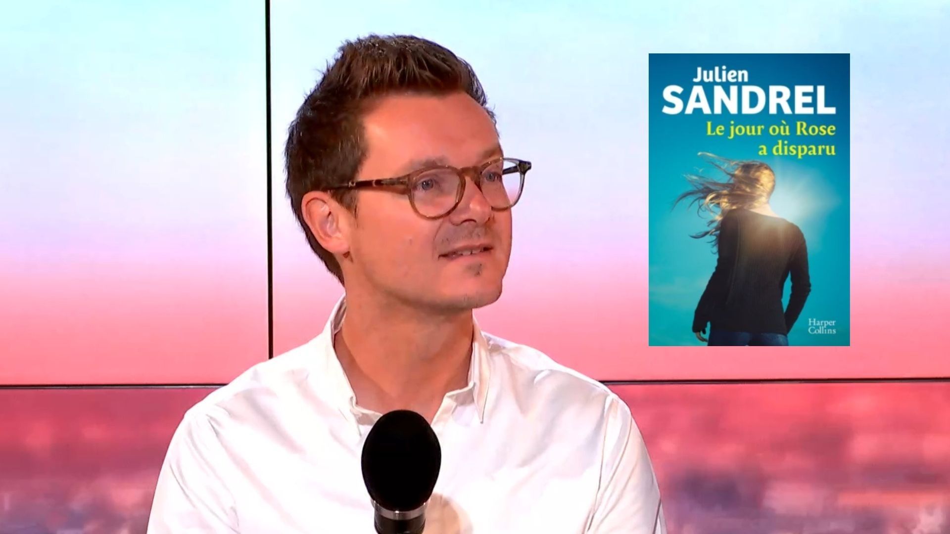 Julien Sandrel dénonce les violences faites aux femmes dans son nouveau roman : "On n’entend pas suffisamment les hommes sur le sujet"