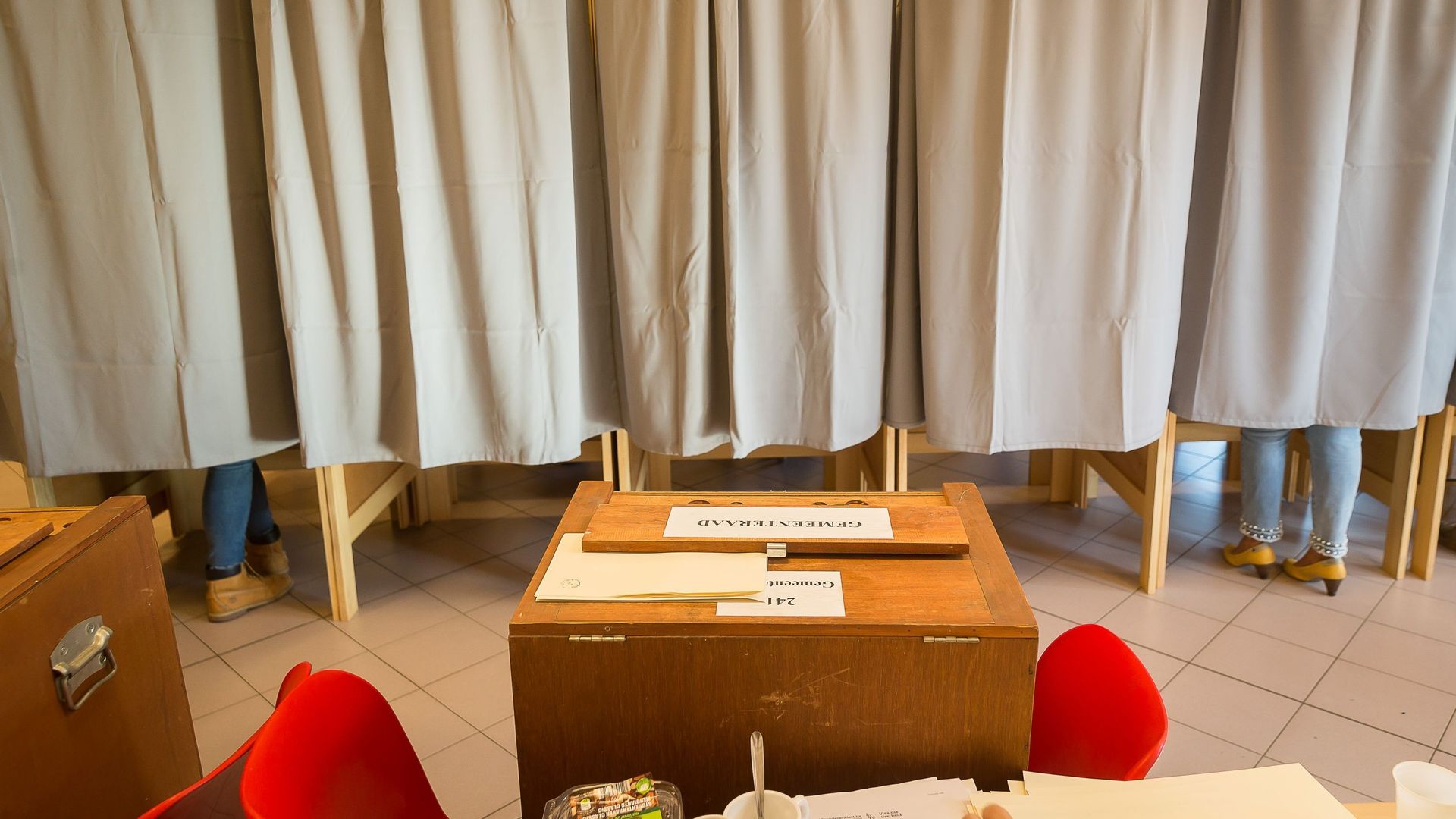 Un bureau de vote