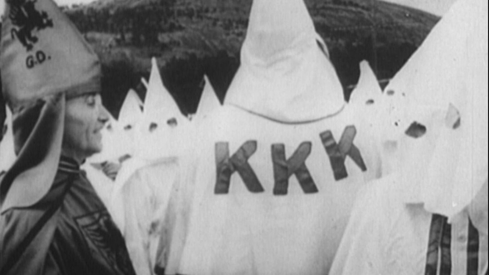 1 jour, 1 combat : 23 avril 1944 : Le Ku Klux Klan est (presque) dissout -  Licra - Antiraciste depuis 1927