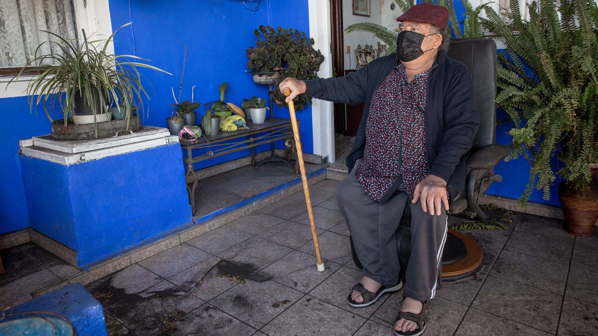 Le 3 janvier, Laureliano Acosta, 81 ans et père de Carmen, retrouve sa maison après avoir été évacué le 19 septembre dernier.