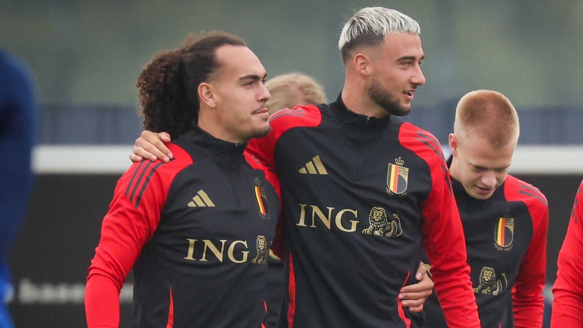 La charnière centrale Zeno Debast / Arthur Theate chez les Diables rouges : "Ça le fait !"
