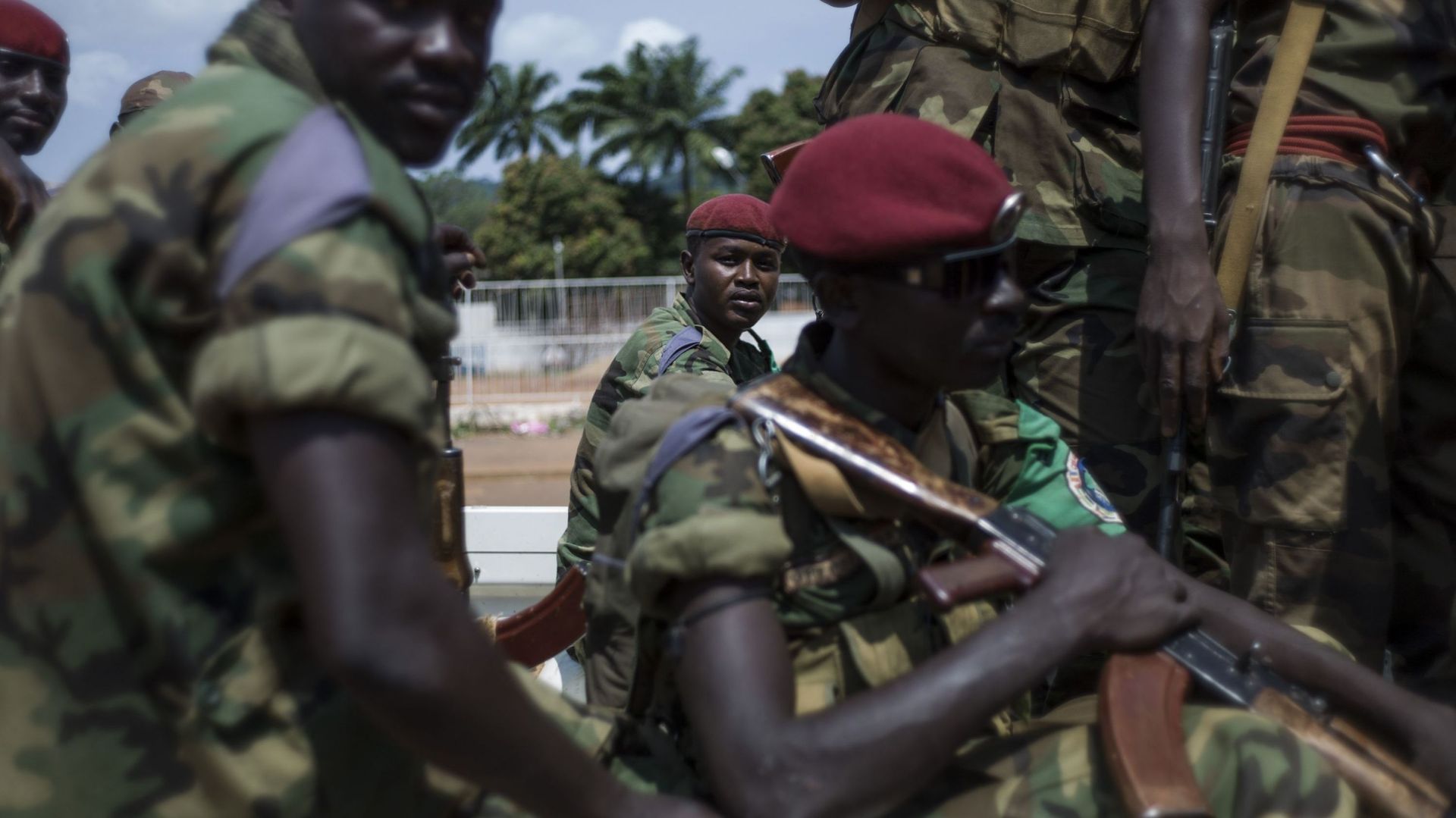 Des soldats tchadiens patrouillant à Bangui, le 11 décembre 2013