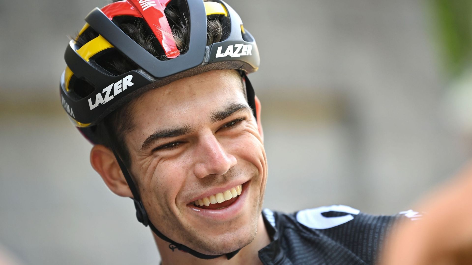 Tour de Grande Bretagne : Wout Van Aert remporte la 1e étape