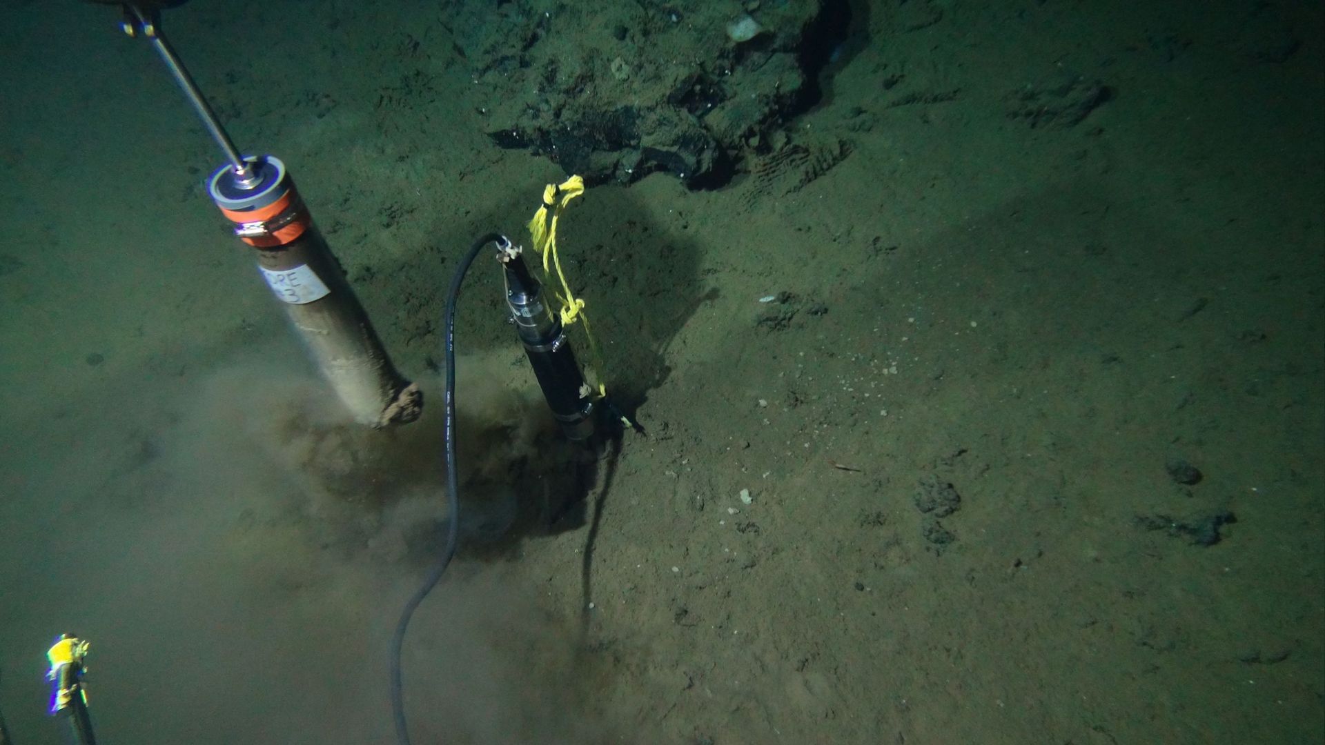 Prélèvement d'échantillons de sous-sol marin