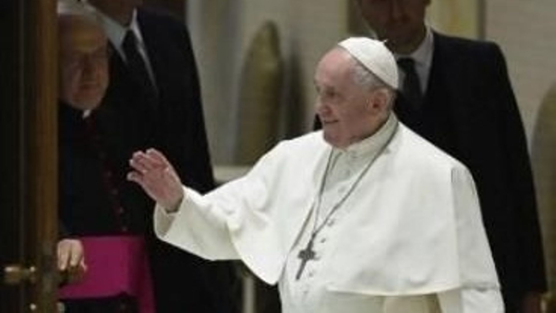 Violences sexuelles: le pape "disponible" pour recevoir les auteurs du rapport Sauvé