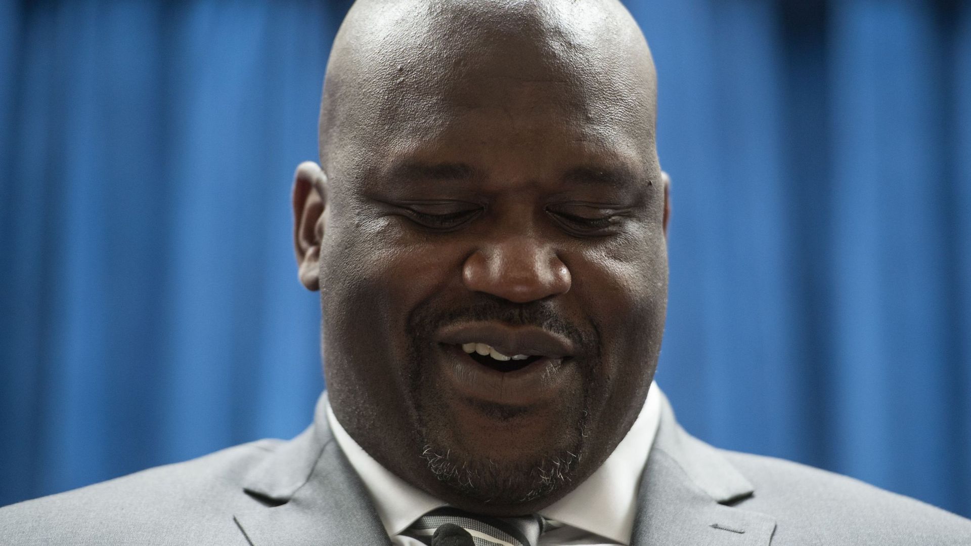 La Statue De Shaq Va Dunker Pour L éternité Aux Lakers Rtbf Be