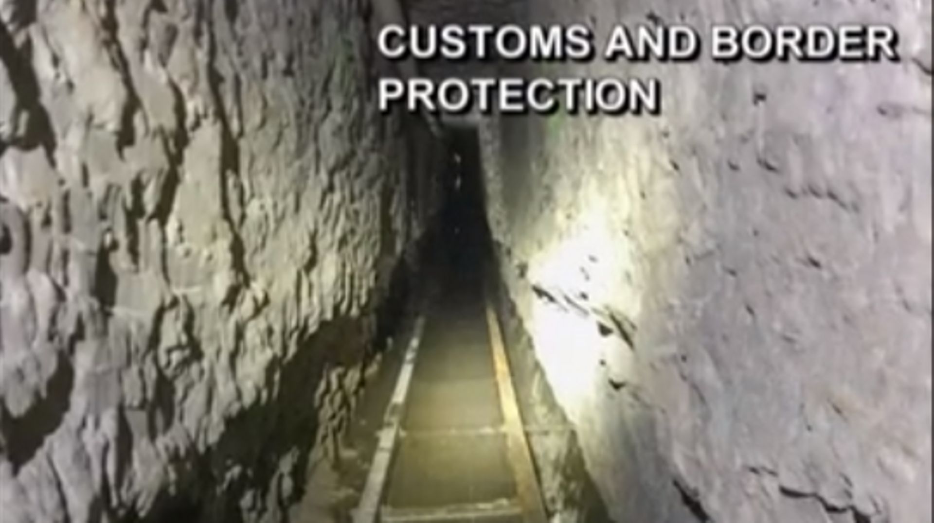 Découverte du plus long tunnel de contrebande entre le Mexique et les