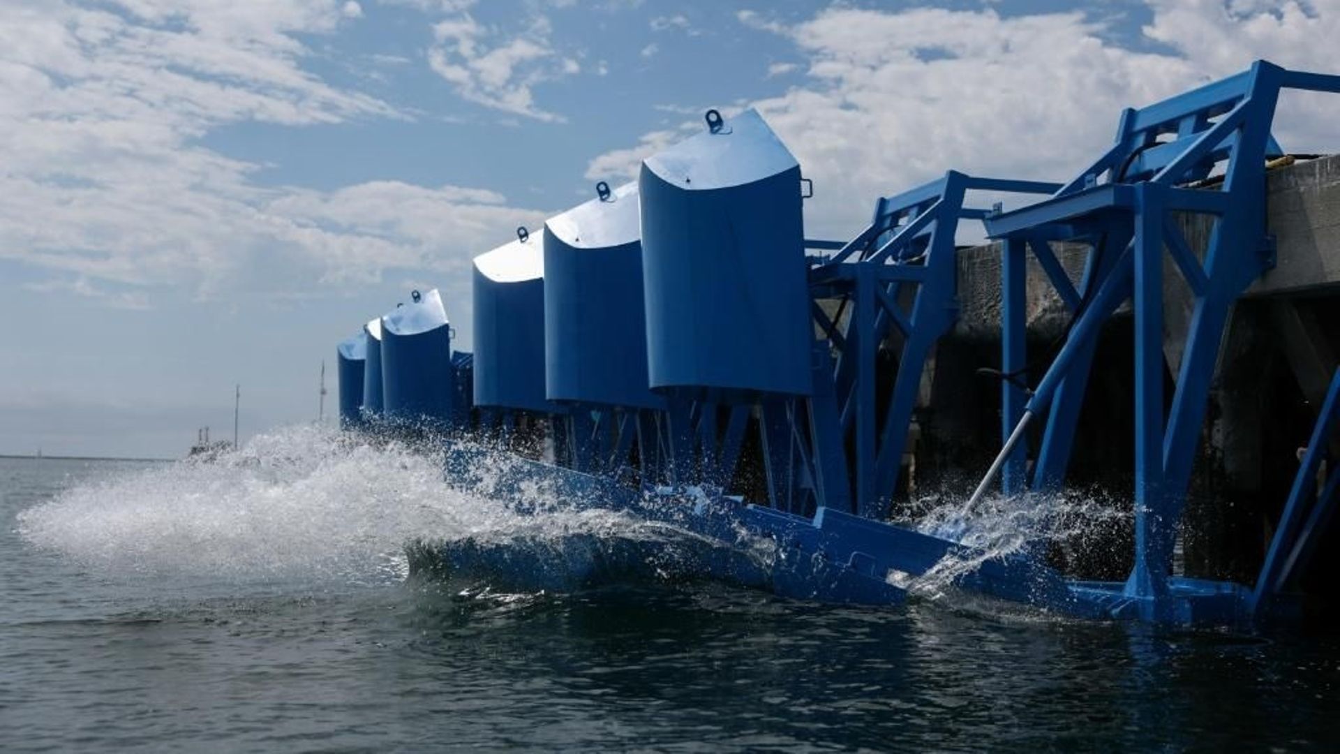 Produire de l’électricité grâce aux vagues, un rêve qui devient réalité à Los Angeles