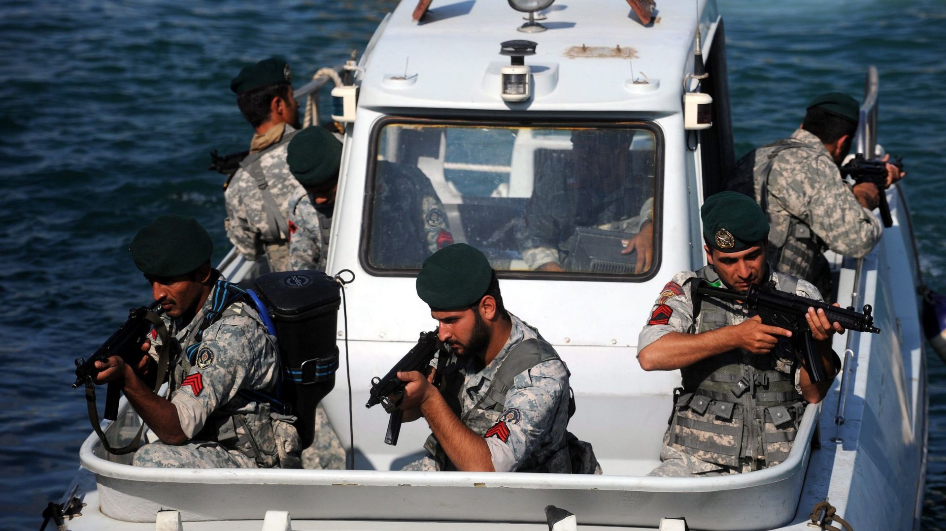 La marine iranienne nargue les USA.