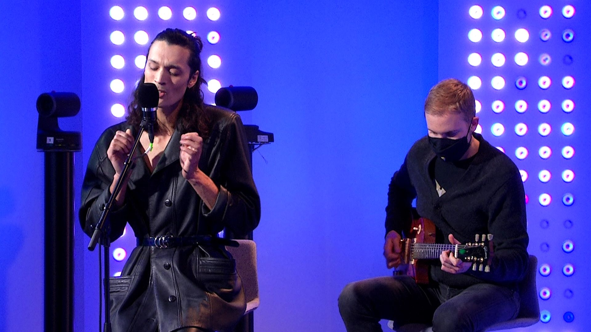Joane fait planer le 8/9 avec une version acoustique de son nouveau