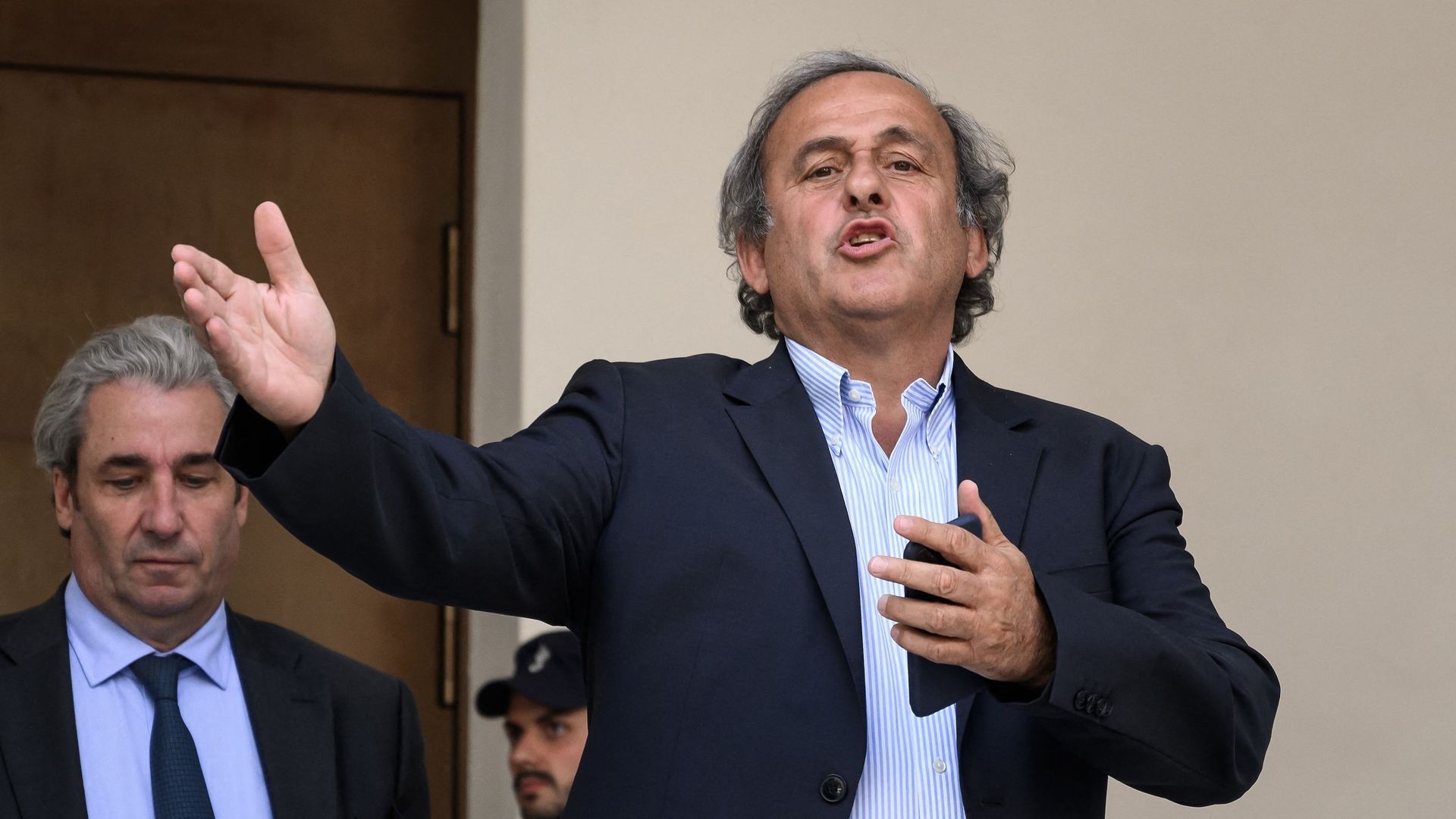 Michel Platini, au mauvais endroit au mauvais moment ?