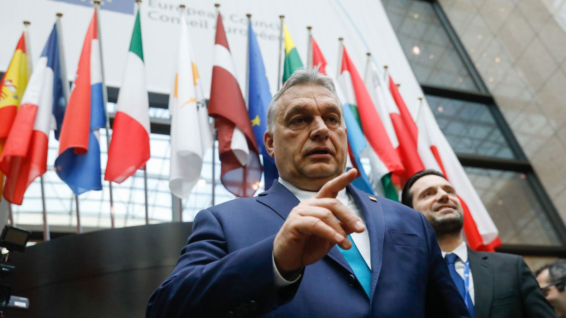 Coronavirus en Hongrie: le gouvernement de Viktor Orban obtient des pouvoirs quasi illimités