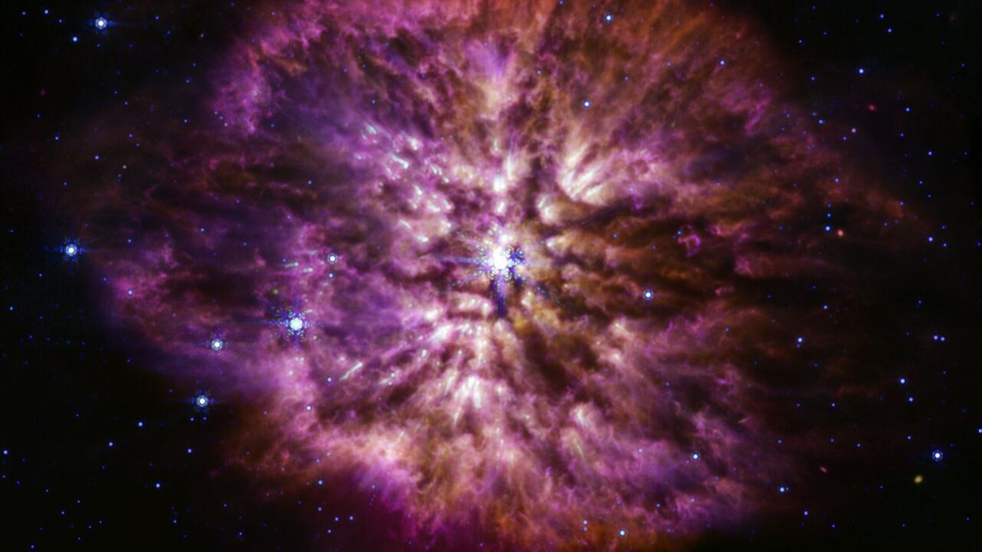 James Webb : les plus belles images prises par le télescope spatial en  février et mars 