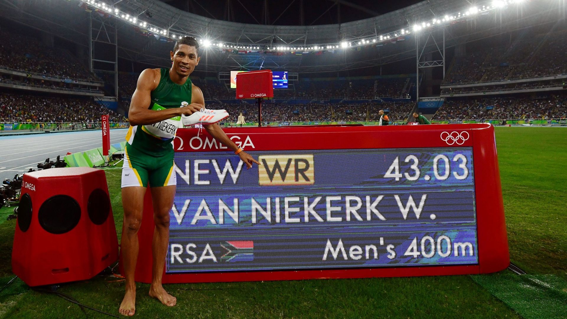 Van Niekerk Pulvérise Le Record Du Monde Du 400m Et Remporte Lor Rtbf Actus 6443