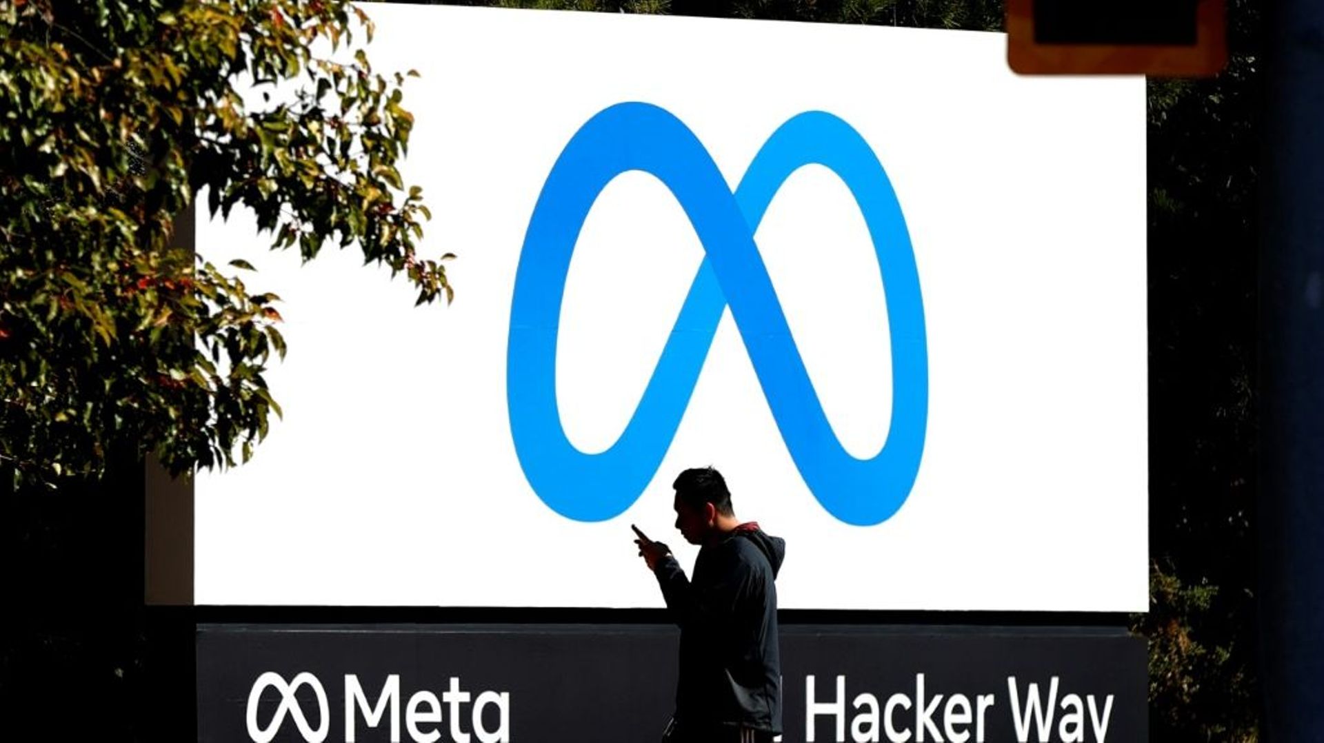 Le logo de Meta au siège de l'entreprise à Menlo Park, en Californie, le 28 octobre 2021