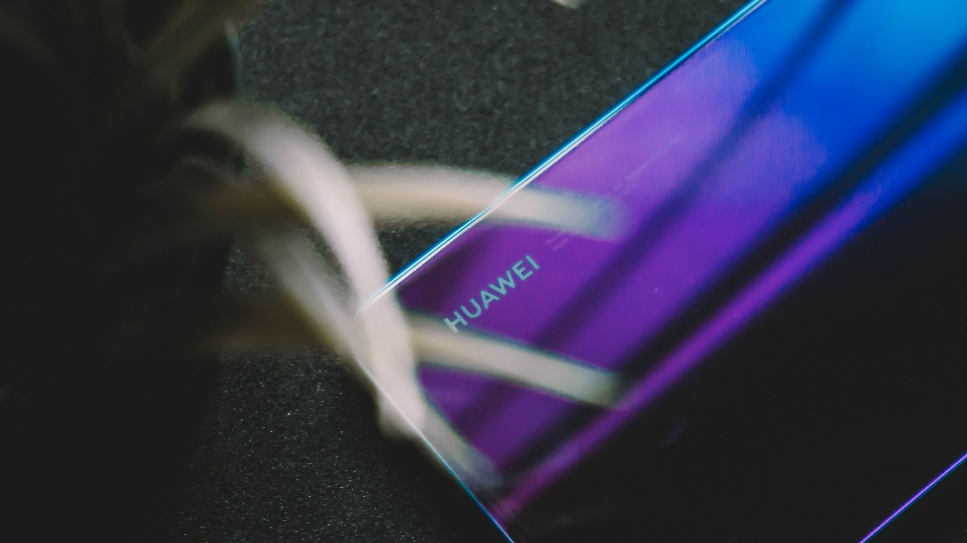 Le P40 de Huawei combinerait écran 120 Hz et une énorme batterie