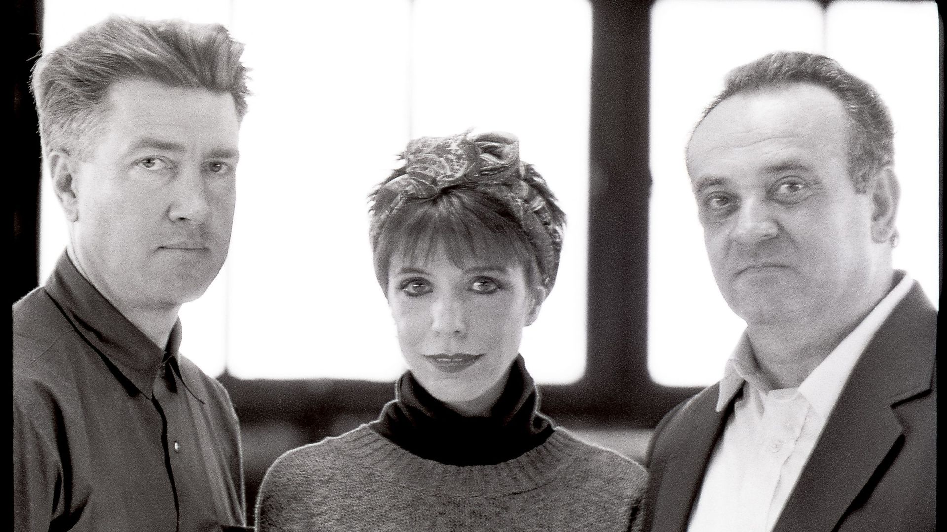 Lynch, Cruise (chanteuse avec qui ils collaborent tous les deux pour Twin Peaks) et Badalamenti, 1989