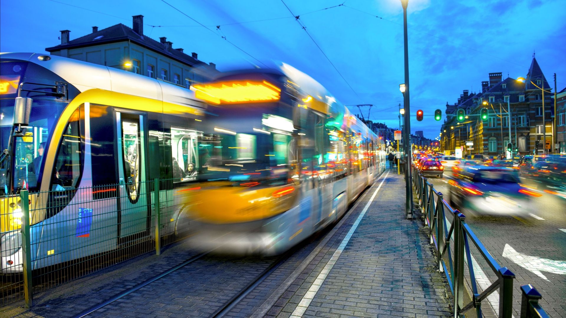 La STIB gâte les fetards du 21 juillet