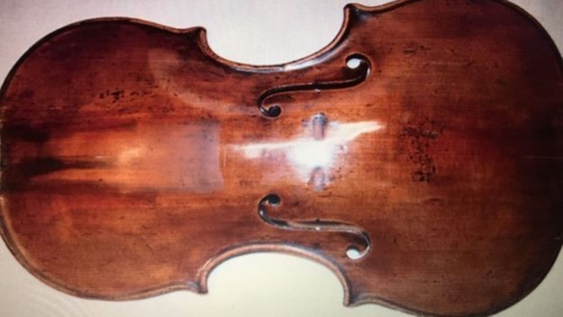 Le violon David Tecchler, qui avait récemment été restauré