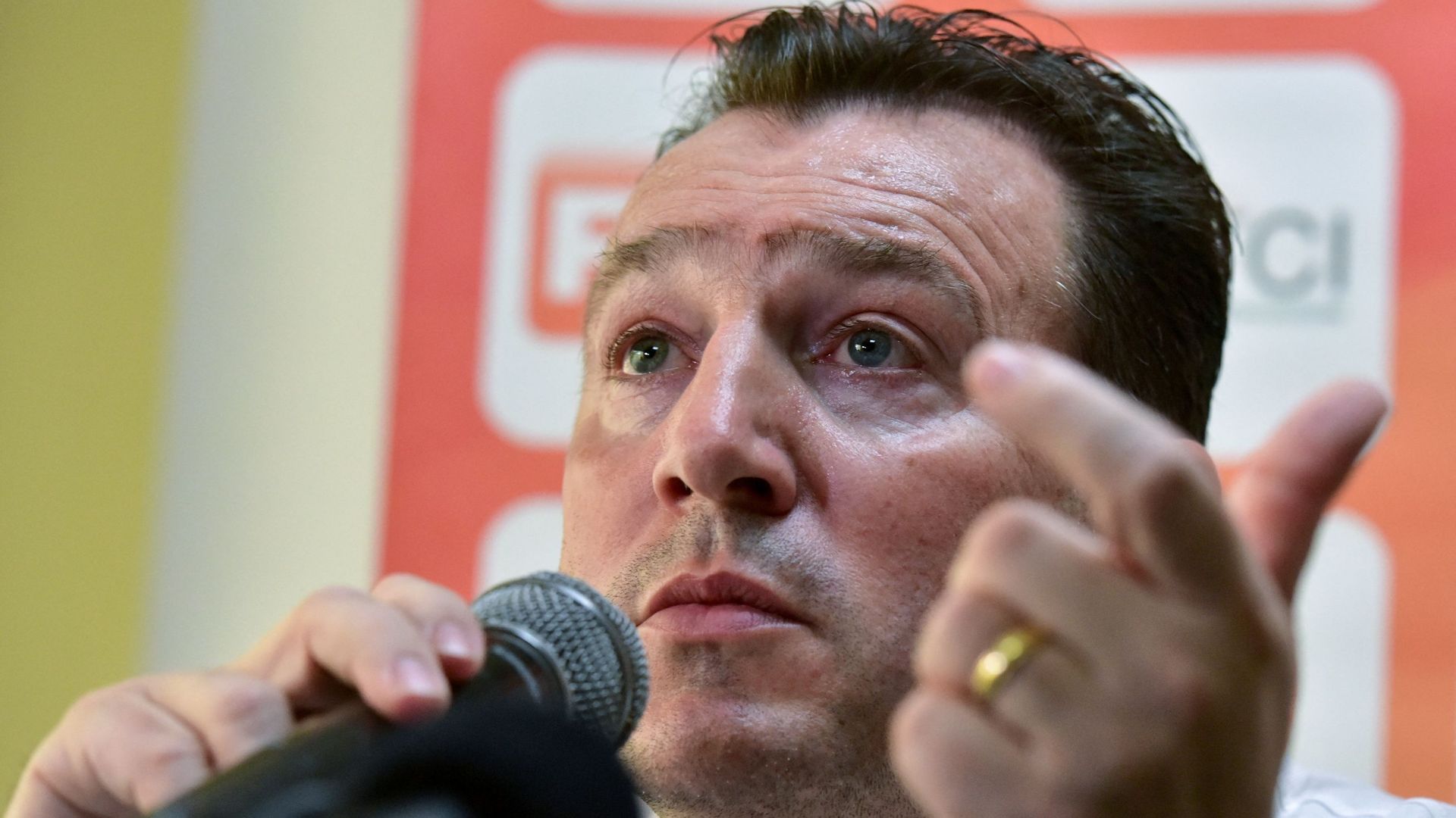 Négociations Confirmées Entre Marc Wilmots Et Schalke 04 Pour Le Poste ...