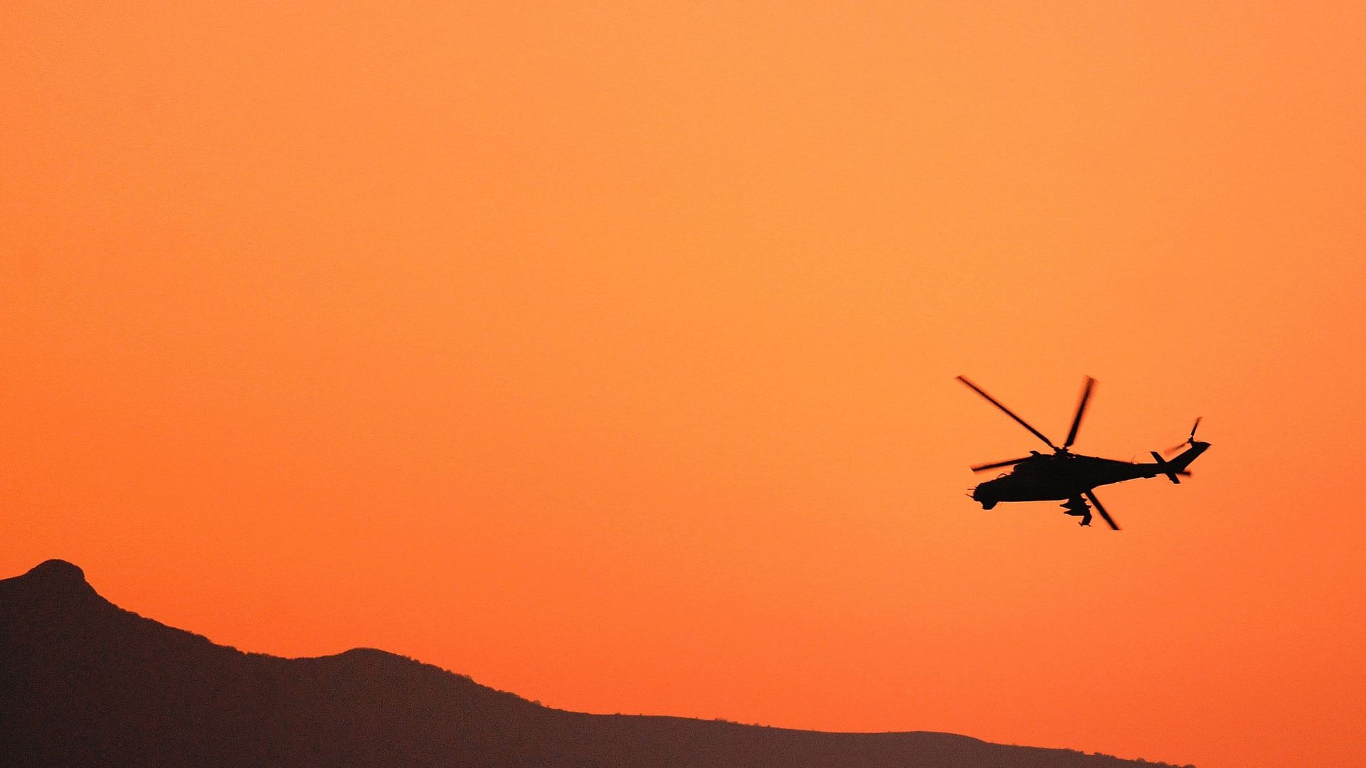 Spécialisé dans les hélicoptères de transport de très grande capacité, un entrepreneur belge est en détention préventive depuis 6 mois. La justice enquête sur ses activités liées au commerce de matériel militaire.