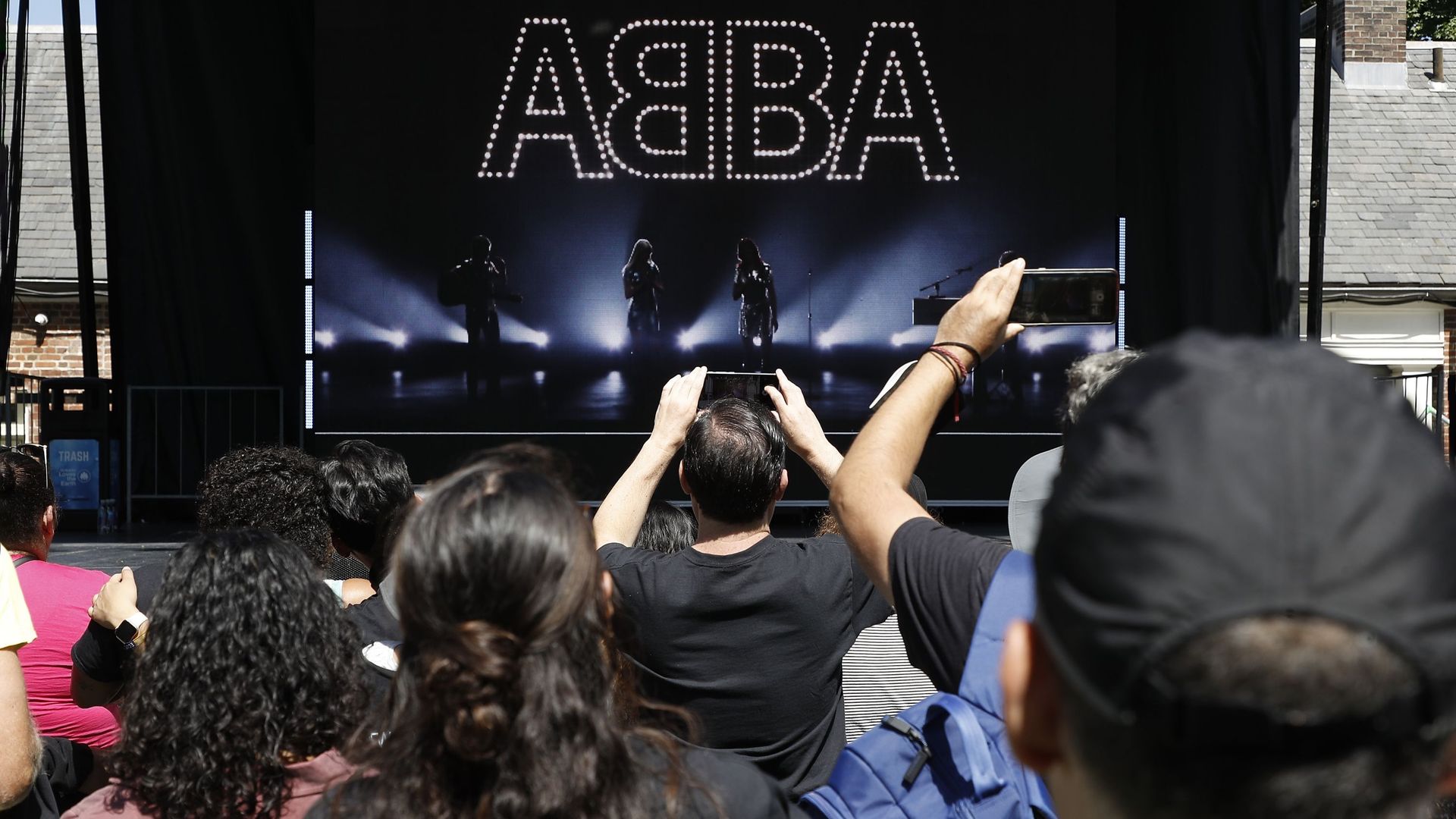 Abba retrouve le TOP 10 après 40 ans