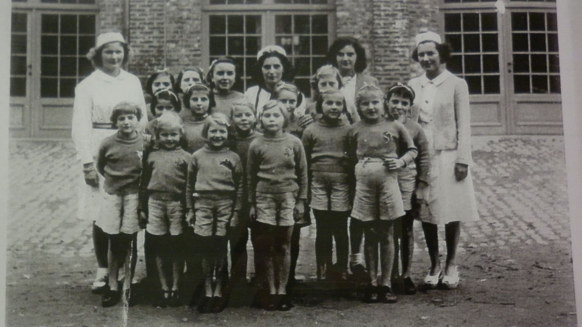 Parmi les enfants accueillis pendant la guerre au château, il y avait un certain nombre d'enfants juifs