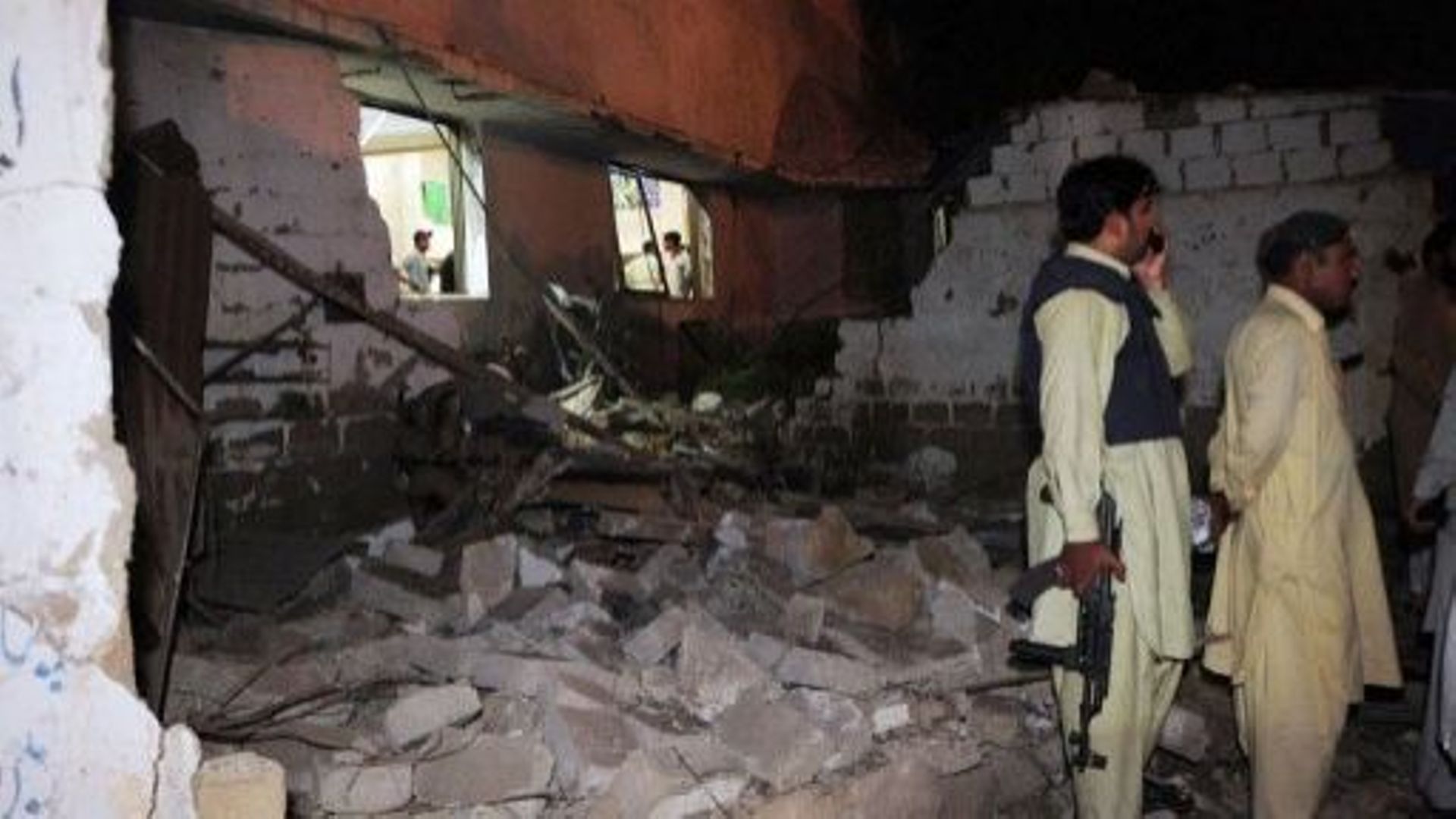 Attentat à la bombe le 27 avril 2013 à Karachi