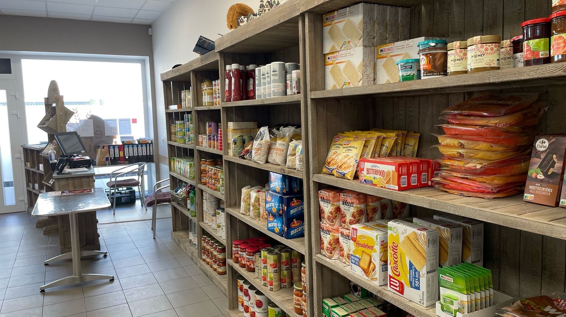 A l’épicerie sociale, les personnes peuvent bénéficier des colis alimentaires ou de produits à moindre coût.