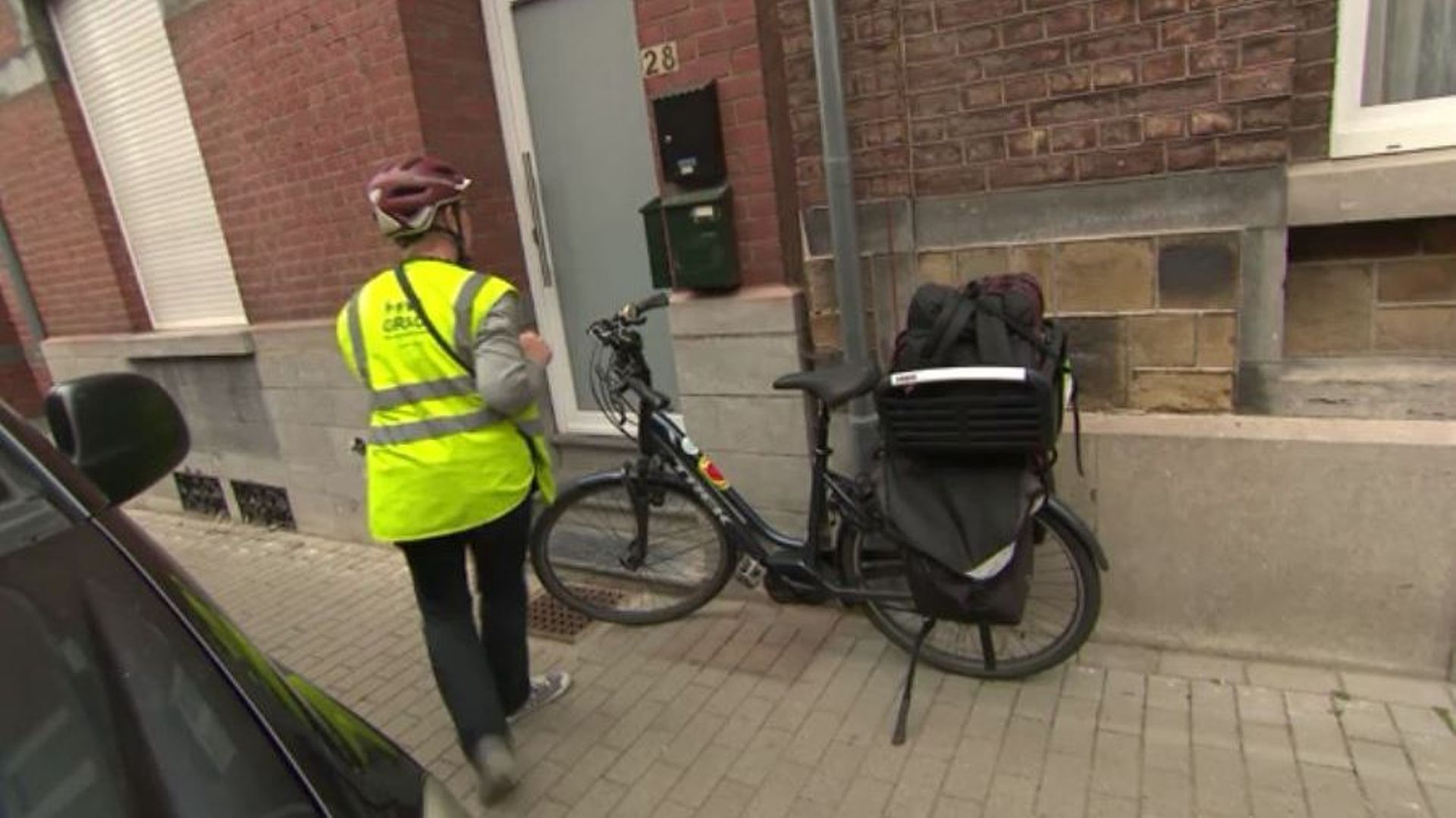 Avec le vélo, plus besoin de trouver une place de parking, on s'arrête juste devant la porte des patients.