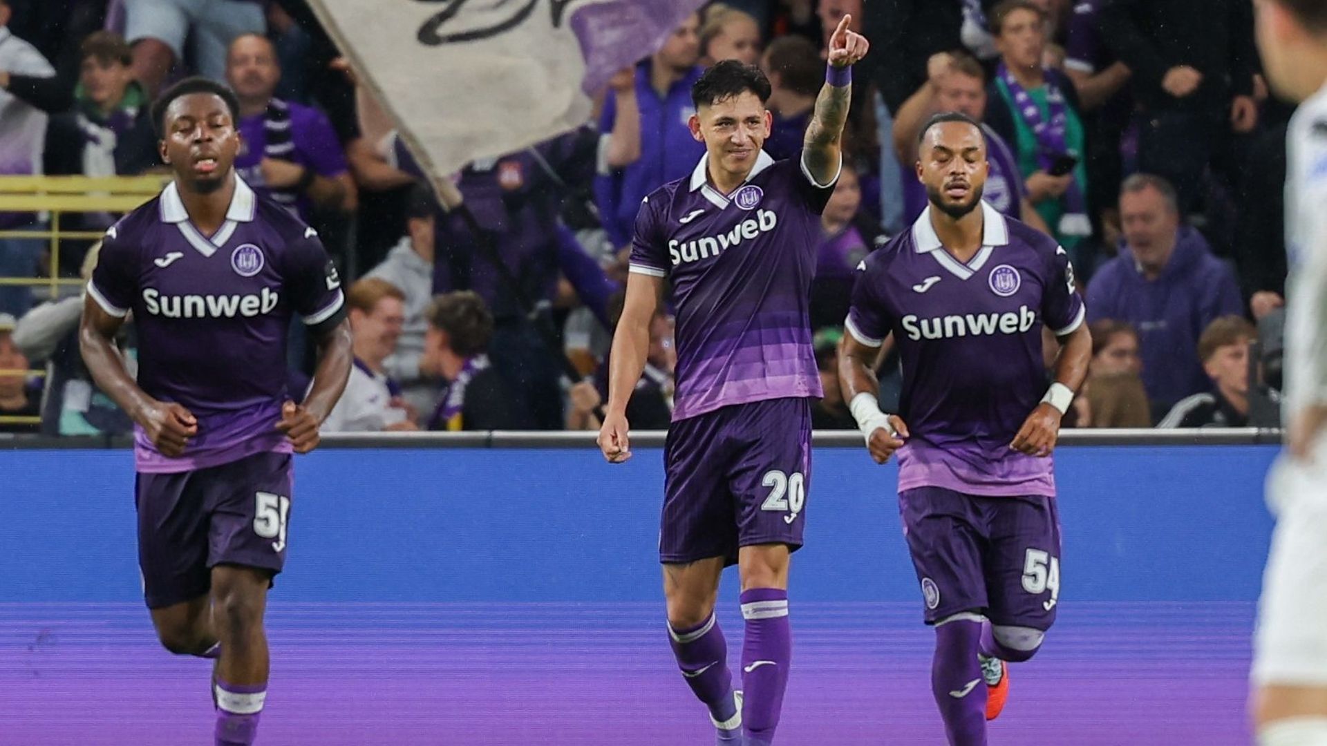 "Un début de saison pour nous" : Sardella et Anderlecht ont-ils enfin lancé leur championnat contre Genk ?