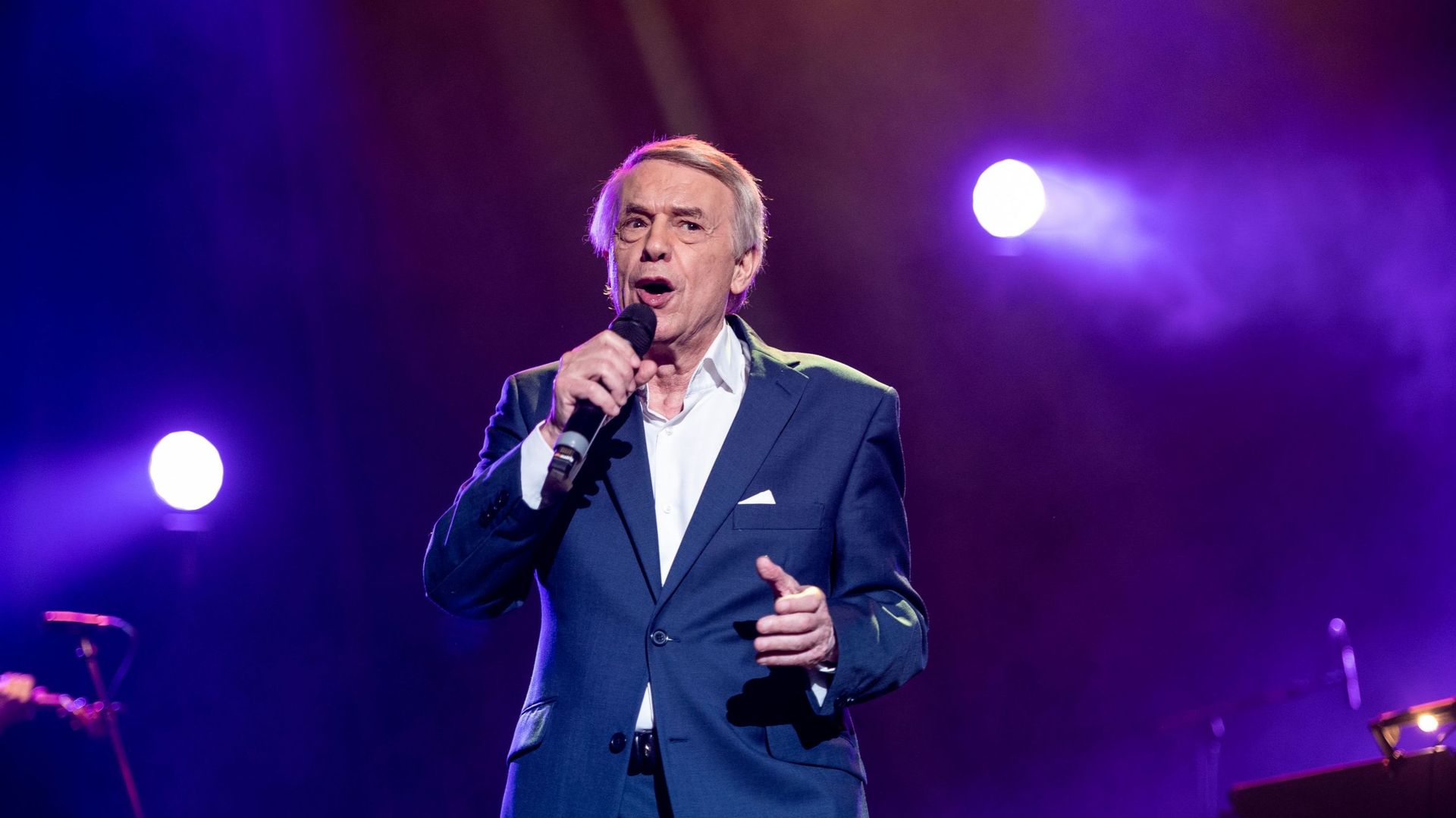 Salvatore Adamo Forced To Postpone Concert Date Due To Health Concerns salvatore-adamo-forced-to-postpone-concert-date-due-to-health-concerns