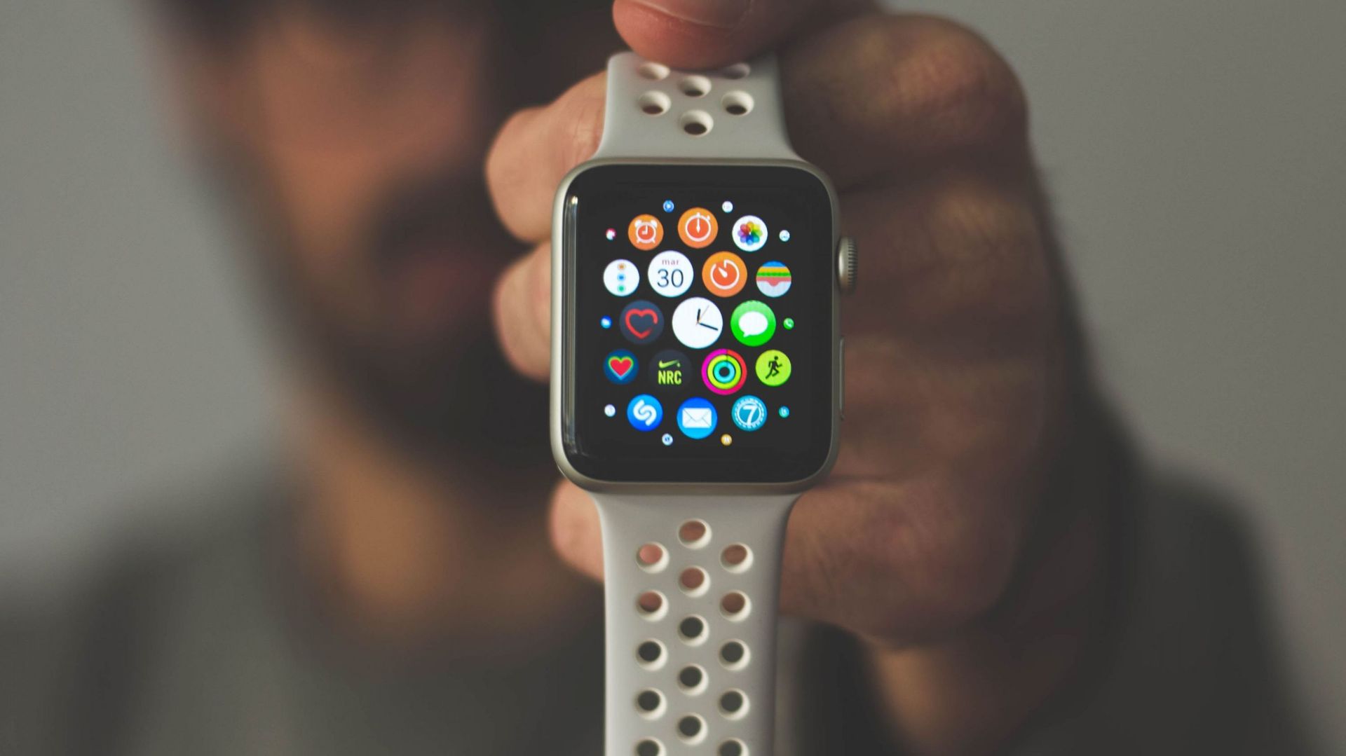 Apple Watch : La montre connectée d’Apple dépasse les ventes de l’industrie horlogère suisse