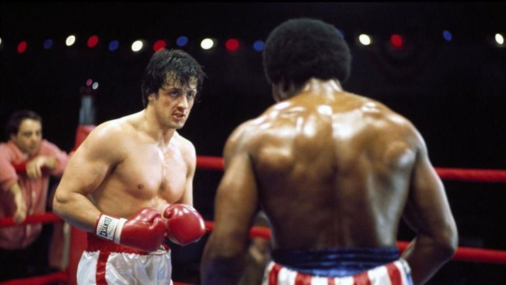 Rocky Balboa face à Apollo Creed dans le premier épisode de la saga