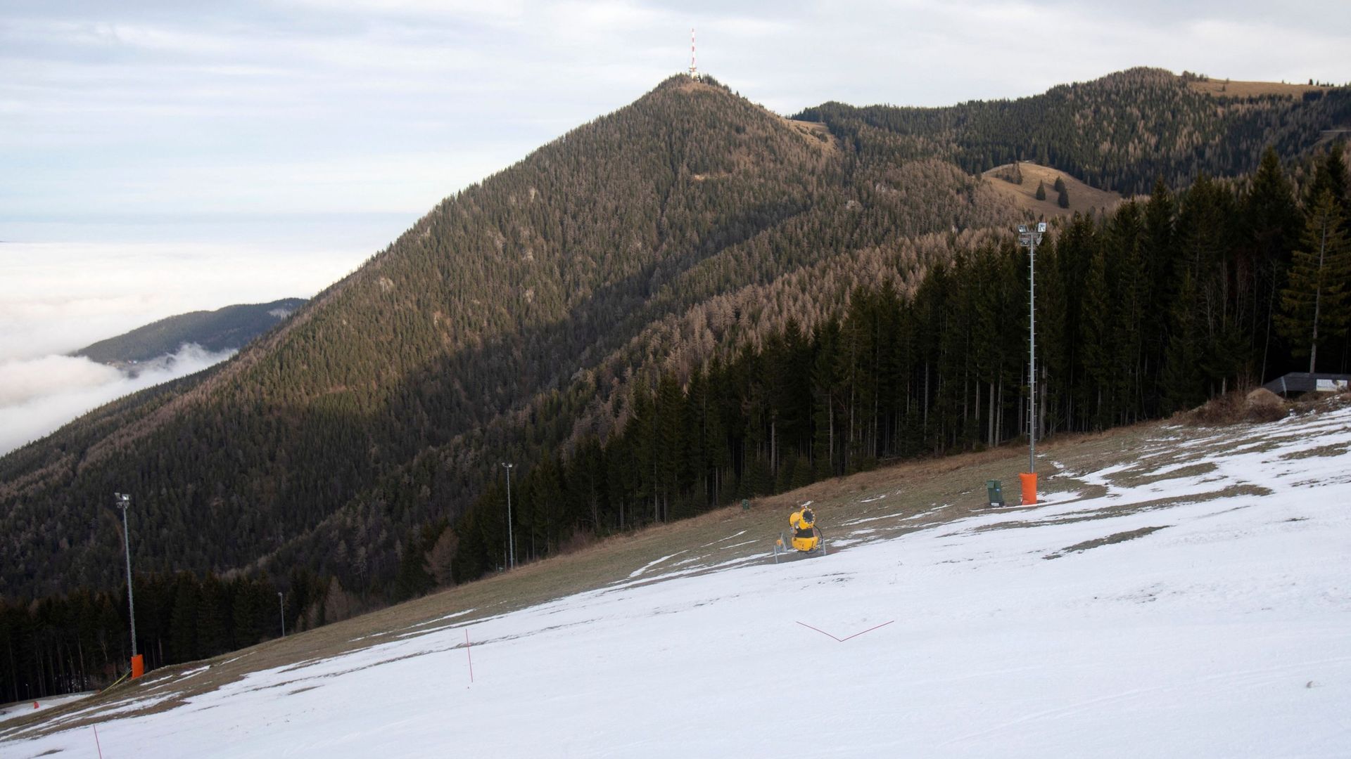 En Europe, une saison de ski perturbée par la douceur hivernale.