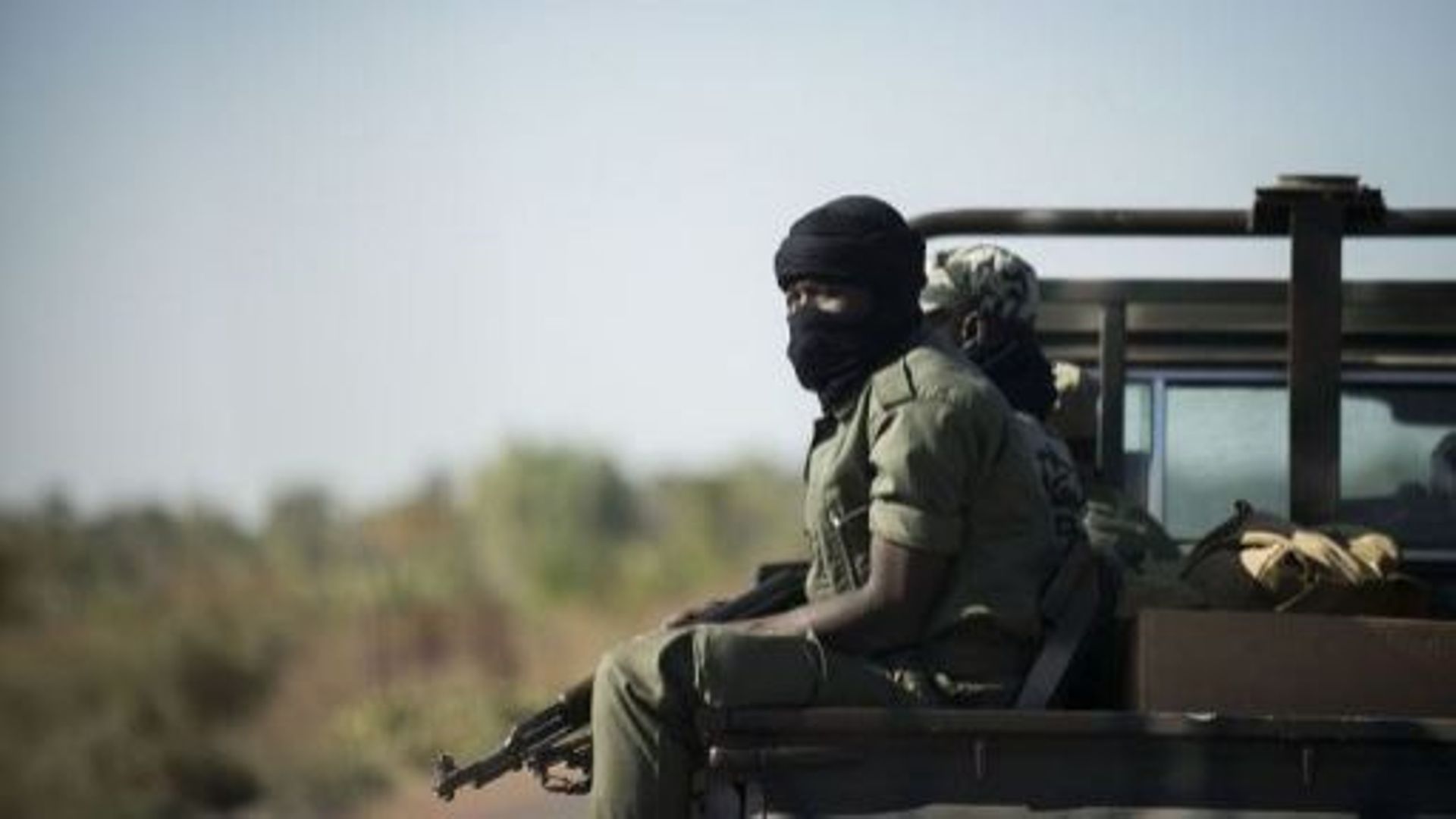 Des soldats maliens en route vers Niono le 18 janvier 2013