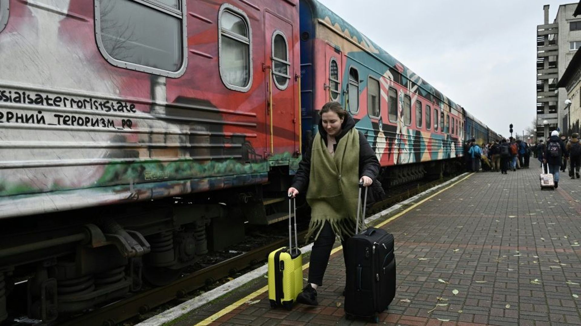 The first train from Kyiv to Kherson since the Russian invasion of Ukraine arrived at the Kherson train station on November 19, 2022