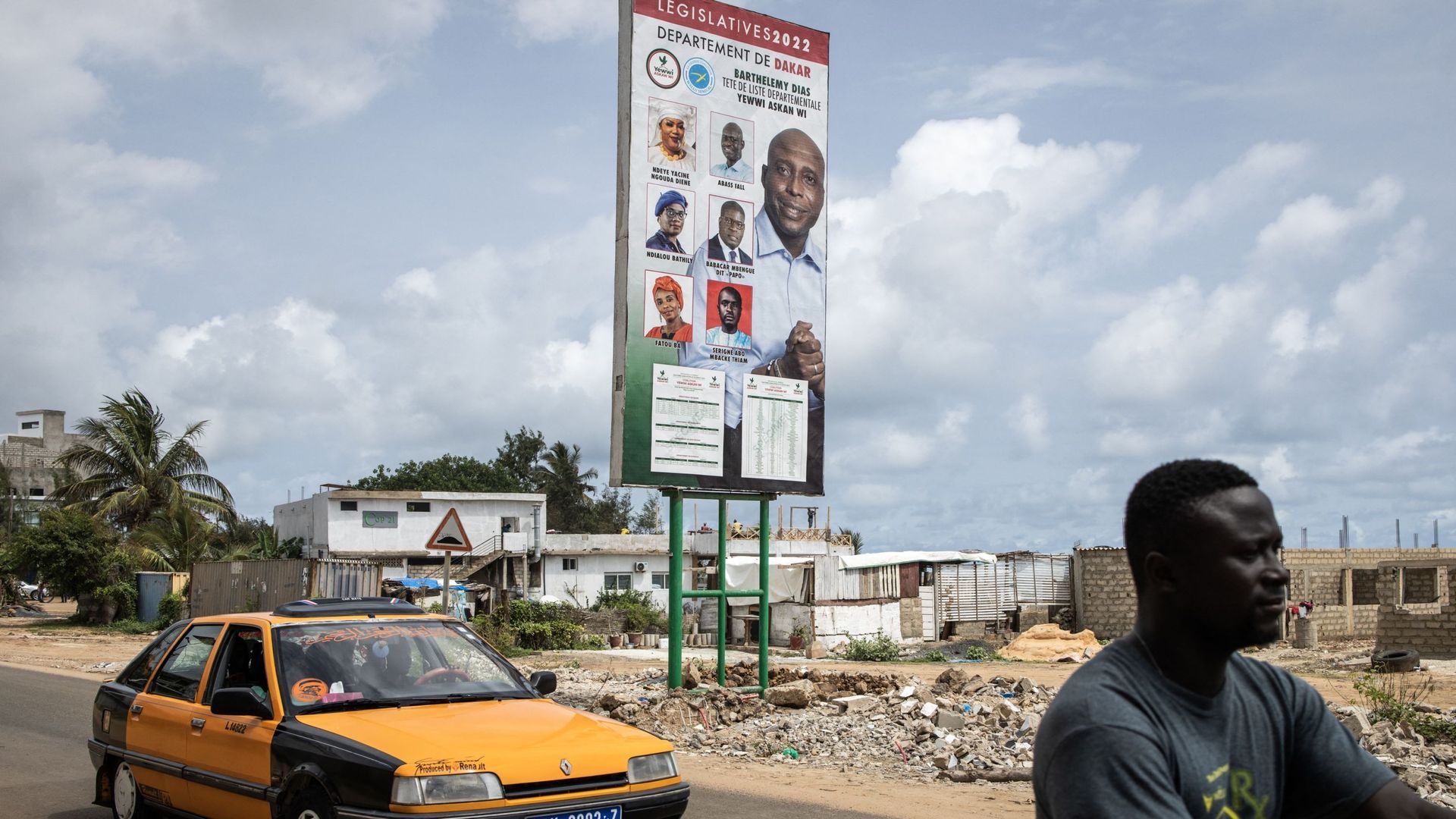 Une affiche électorale à Dakar