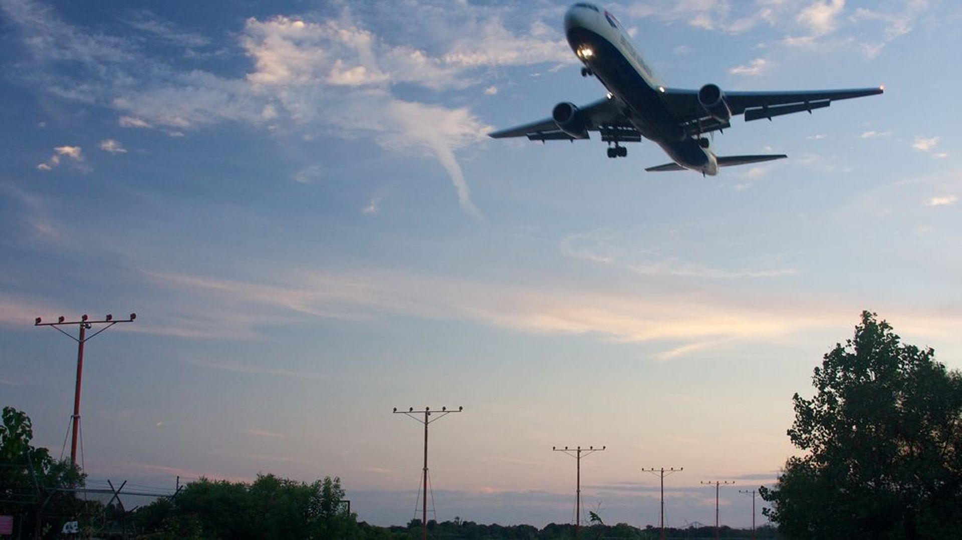 Selon la Commission, 2,5 millions d’Européens, riverains d’aéroport, étaient affectés par le bruit des avions en 2014